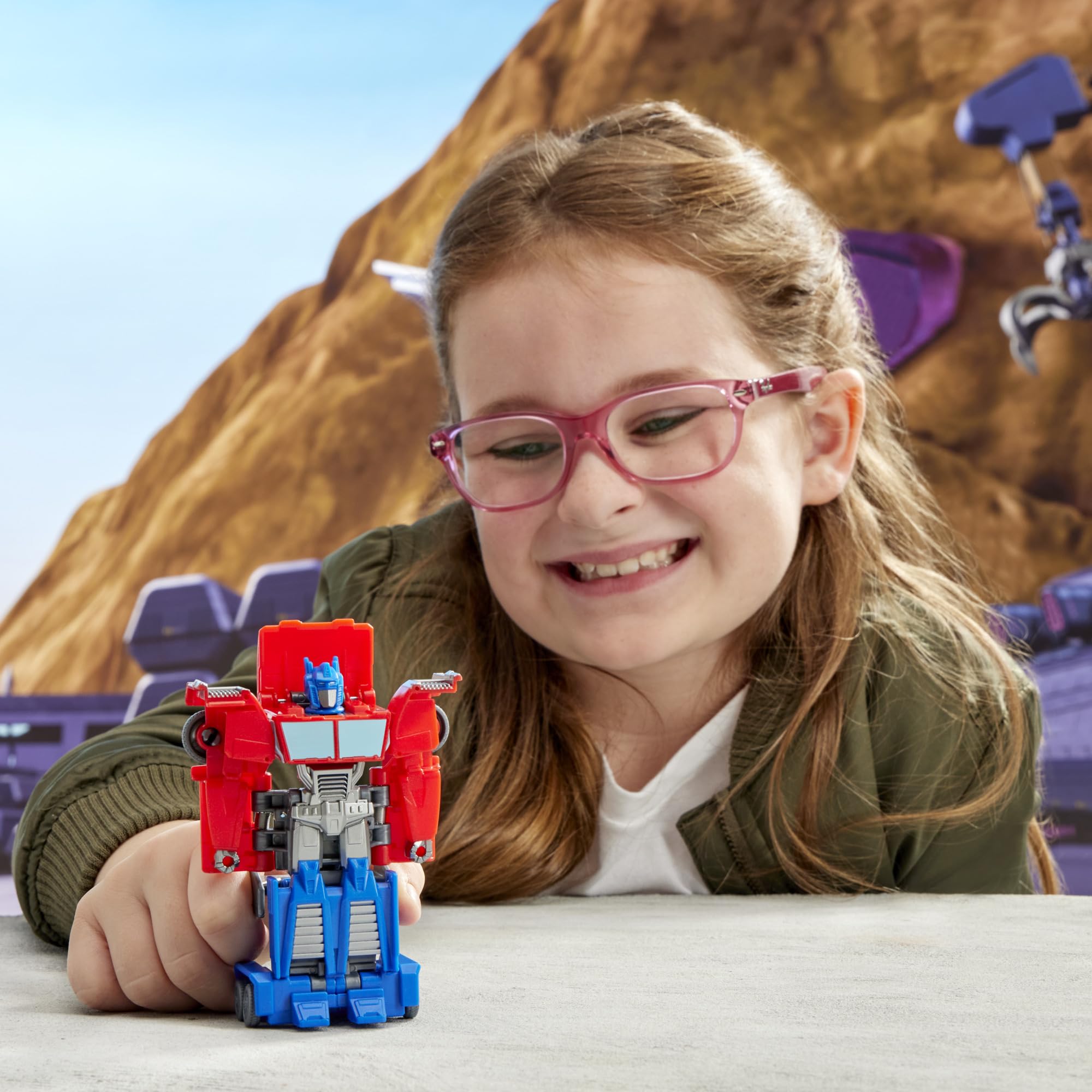 Figurka Optimusa Prime 1-Step Smash Changer z serialu "Transformers: Iskra Ziemi"