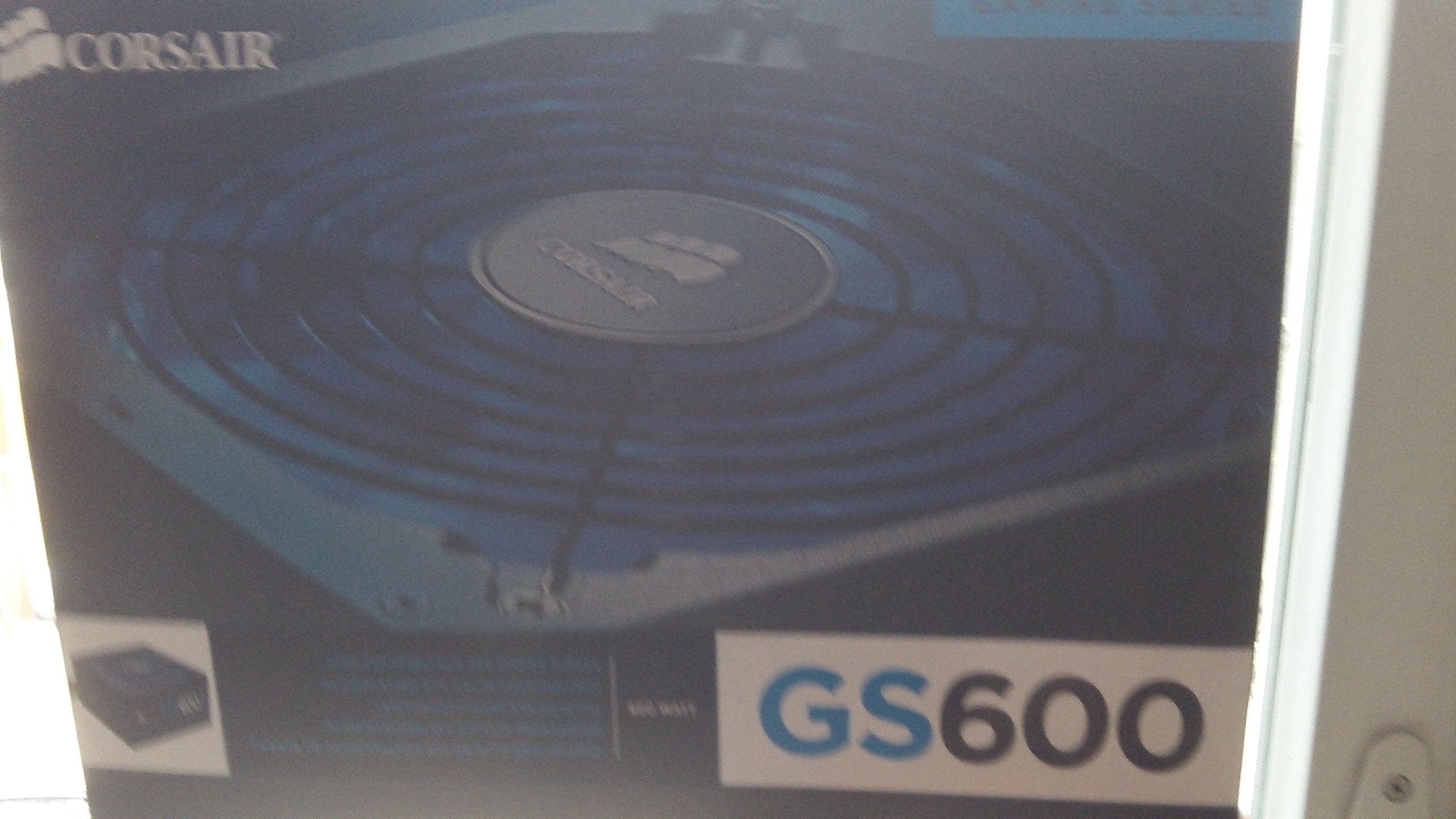 Corsair Gaming Series 600-Watt 80 Plus Certified Power Supply Compatible with Intel and AMD Platforms - CMPSU-600G