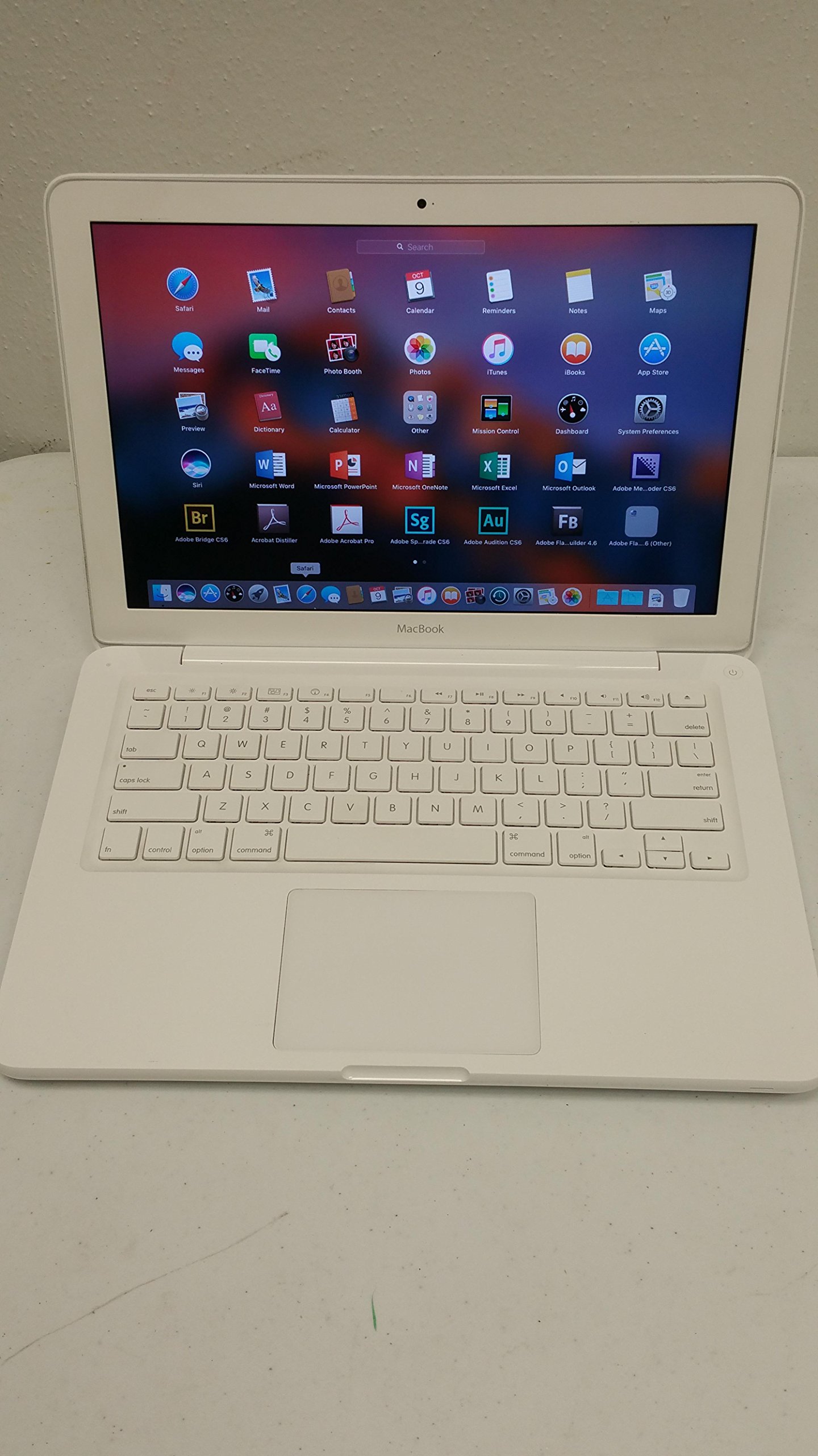 Apple Unibody MacBook – 2010 (A1342/MC516LL/A), color blanco – 2.4