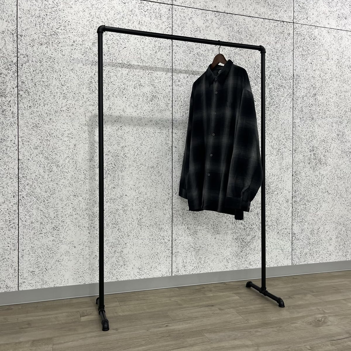 Amazon｜FiDi ハンガーラック ガス管 アイアン 黒 パイプ