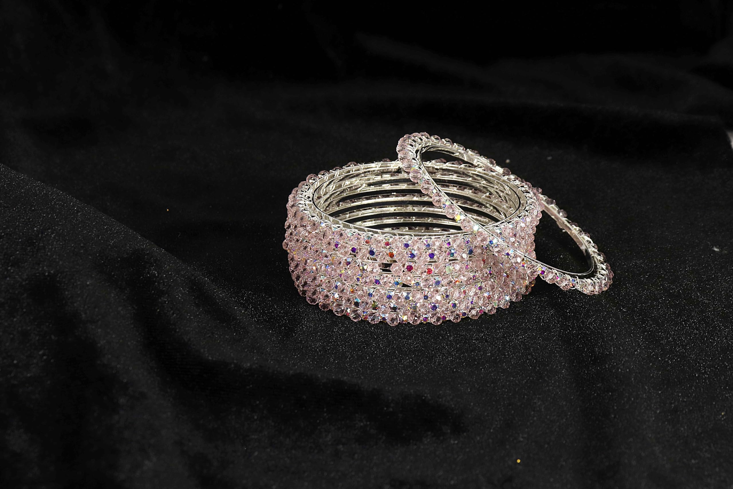 NMII Elegante set di bracciali in lega di metallo con zirconi e perline borchiate per donne e ragazze | Braccialetti in metallo fantasia | Set di braccialetti da donna per matrimonio, festa