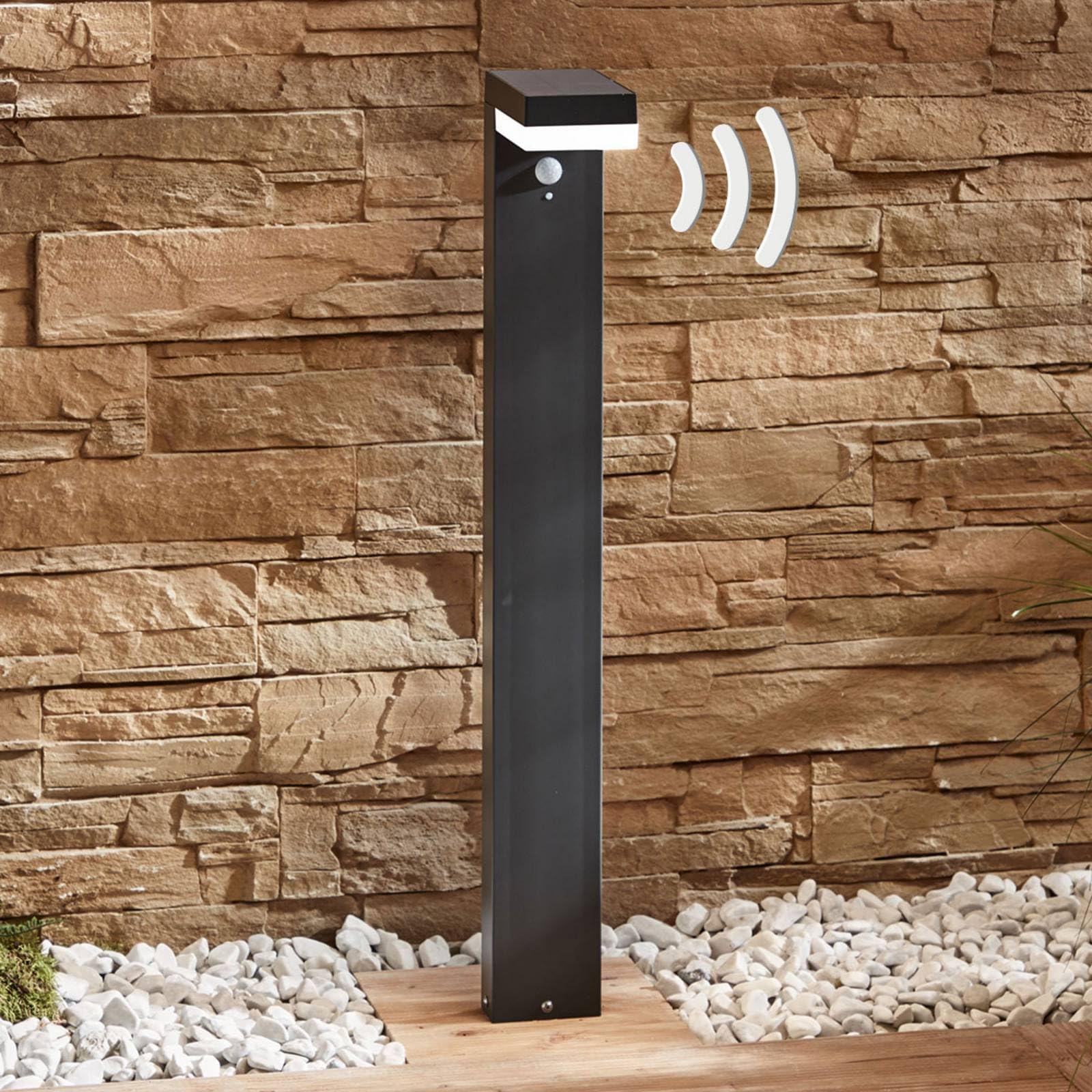 Lindby Lampade solari con sensore di movimento (Moderno) colore Grigio, in Acciaio Inox lampadina inclusa lampada solare giardino