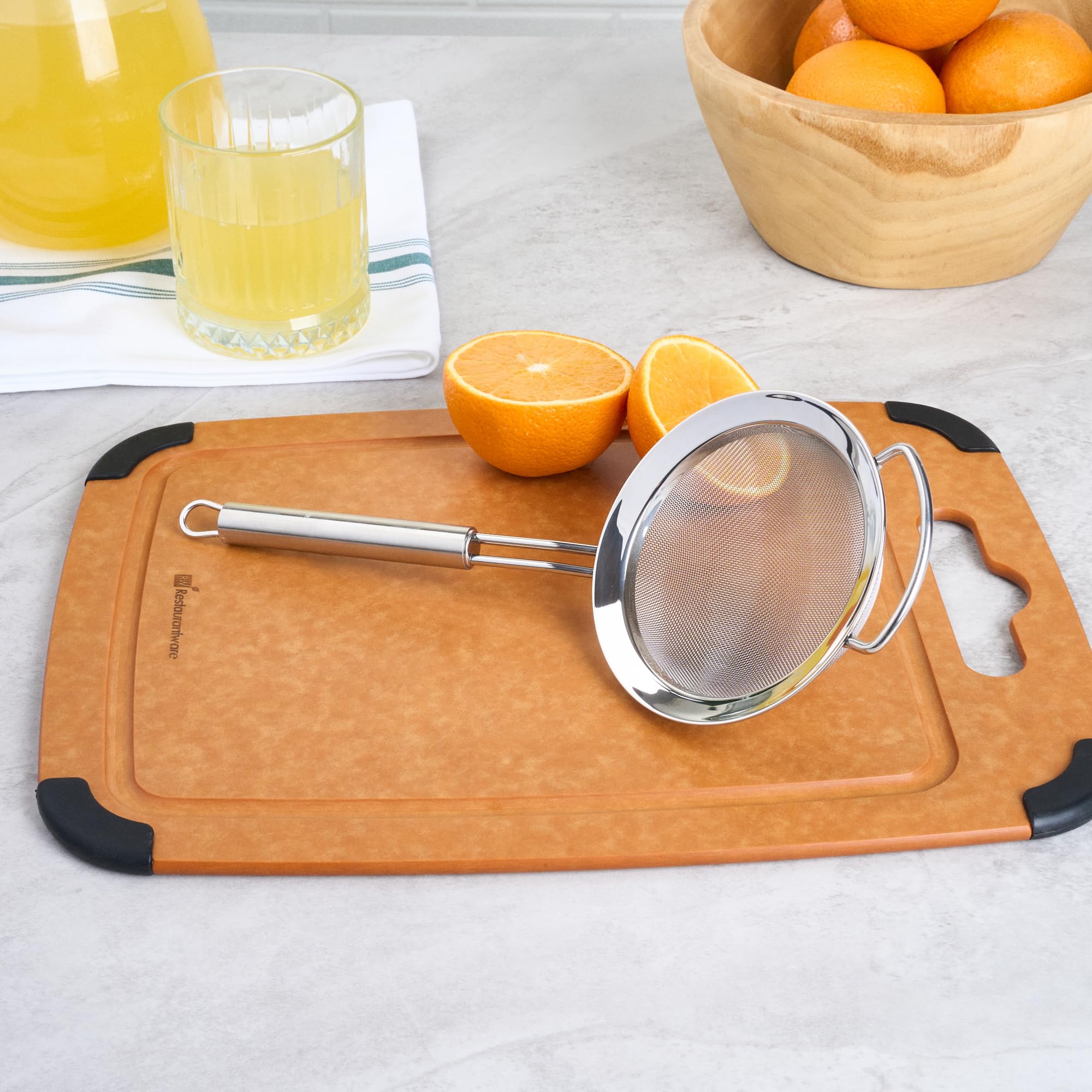 Restaurantware - Tamiz de malla estándar alemán de 4.7 pulgadas, 1 colador de malla fina con asa, tamiz ultra duradero, apto para lavavajillas, colador de alimentos de acero inoxidable, para arroz,