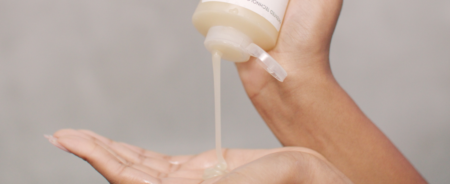 Olaplex Nº.4 Bond Maintenance™ Hair Strengthening Shampoo: Repairs Damage & Defend Against Future Breakage | Replenishes Hydration | For Coily, Curly, Straight, and Wavy