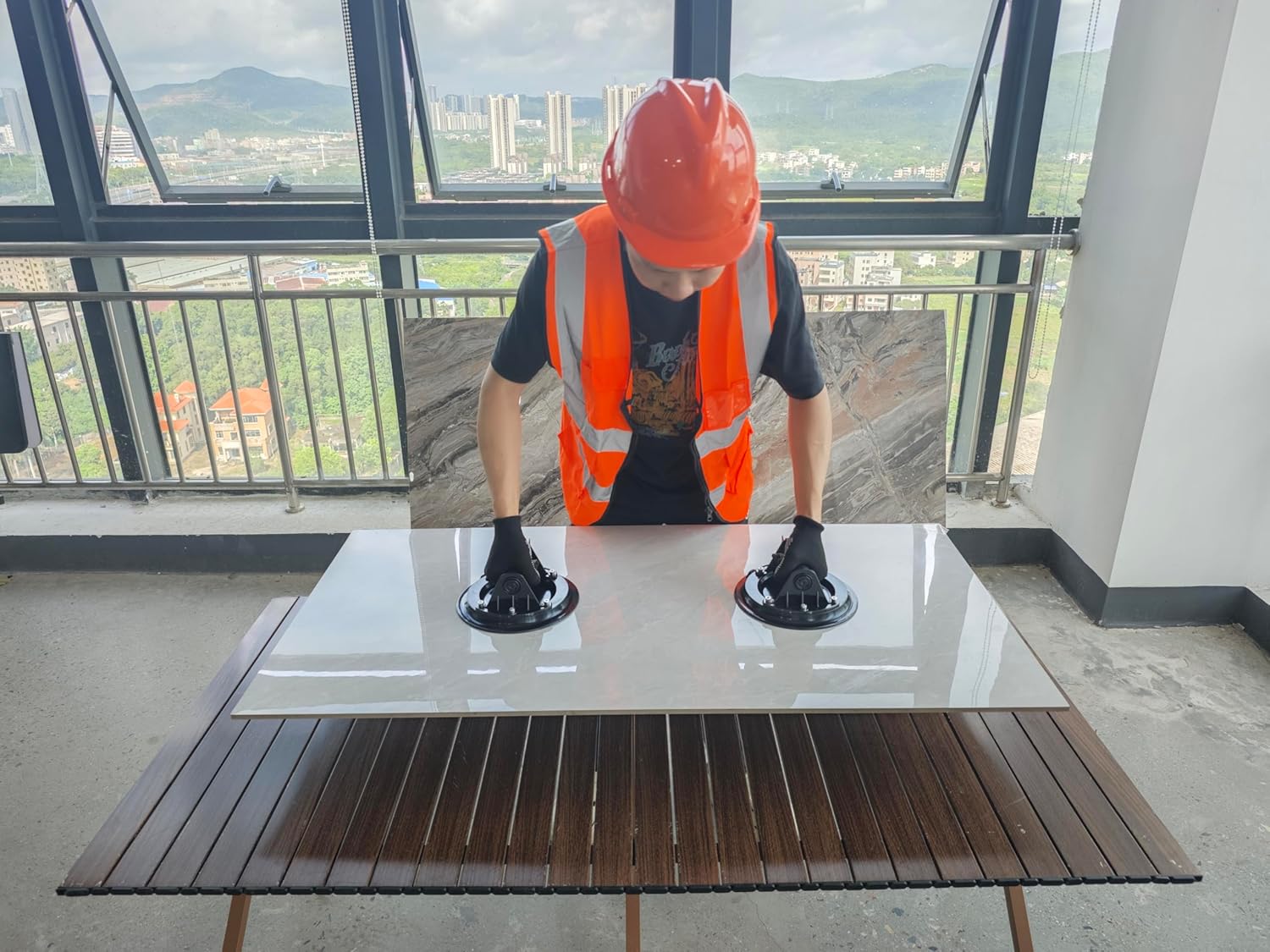 Vacuum Glass Suction Cup to Lift Glass/Granite/Tile, 8.1 Inches Glass Suction Cups Offer 425 Pounds Load Capacity, Heavy Duty Glass Sucker Lifter with Carrying Case, Black, Pack of 2