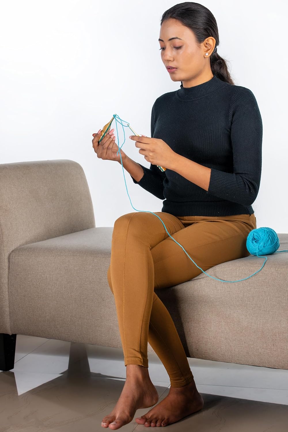 Handcrafted Wooden Crochet Hook Set of 7 (4mm–10mm) – Ergonomic Beechwood Hooks with Smooth Finish, Beginner Friendly Knitting & Crochet Needles Gift Set