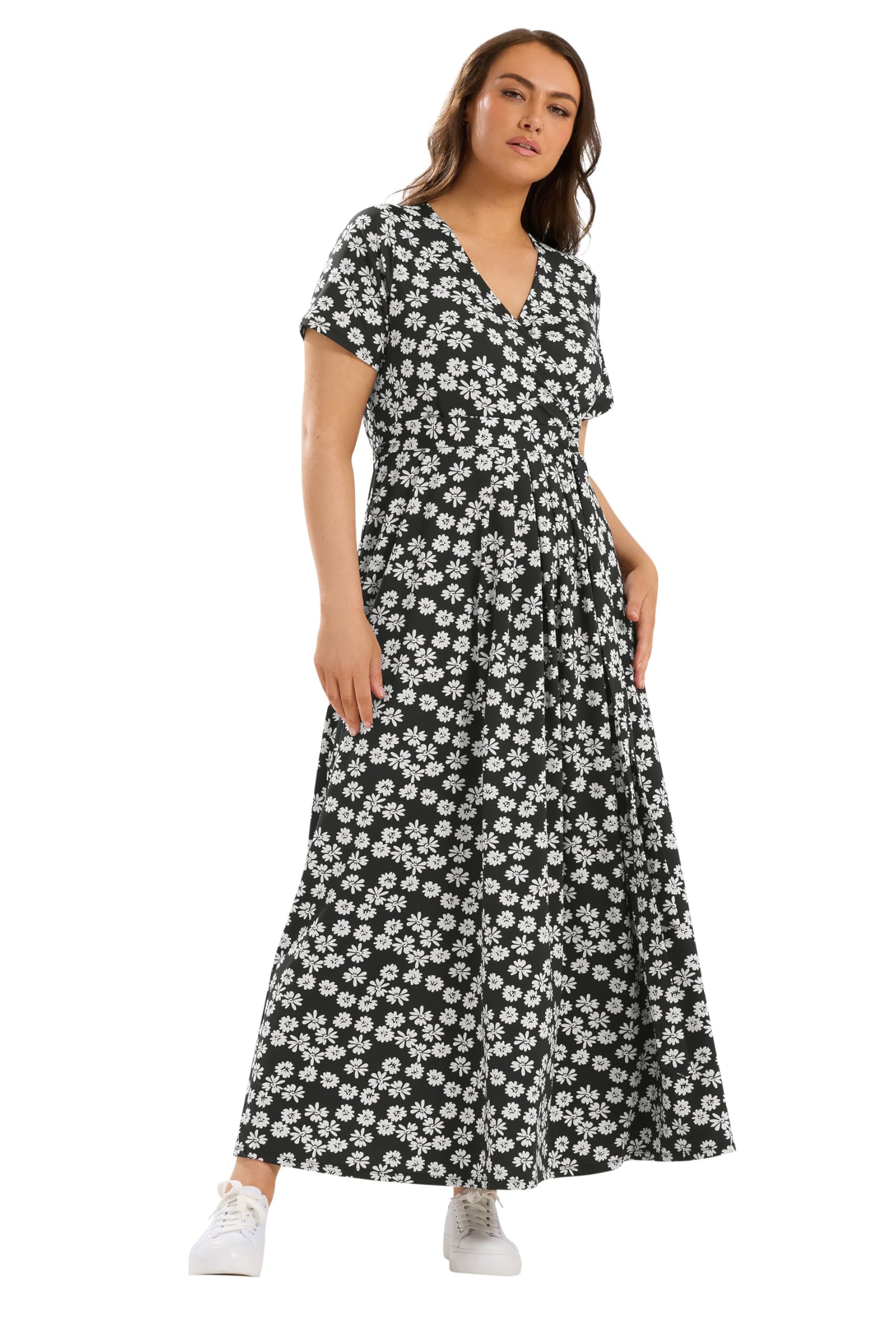 Yours Women's Black Daisy Wrap Maxi Dress In | Size: 30-32
