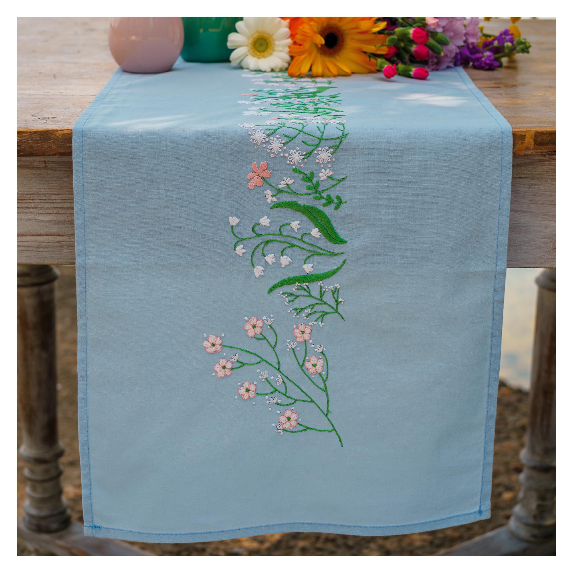Kit broderie chemin de table fleurs pastel Vervaco 35x95 cm
