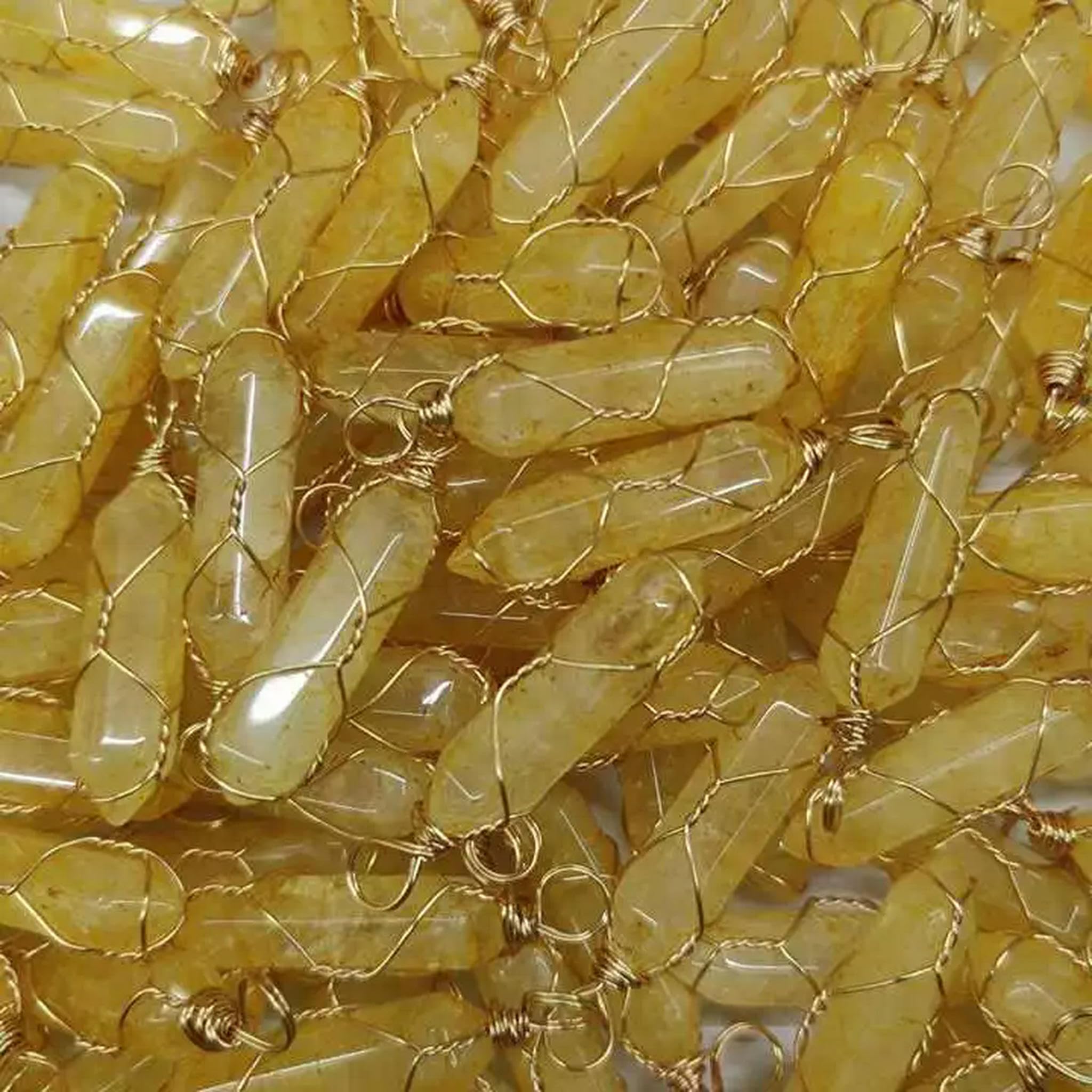 20 Pezzi di Pietra di Cristallo Giallo Naturale pilastro Pendenti Fatti a Mano in Filo di Ferro Dorato