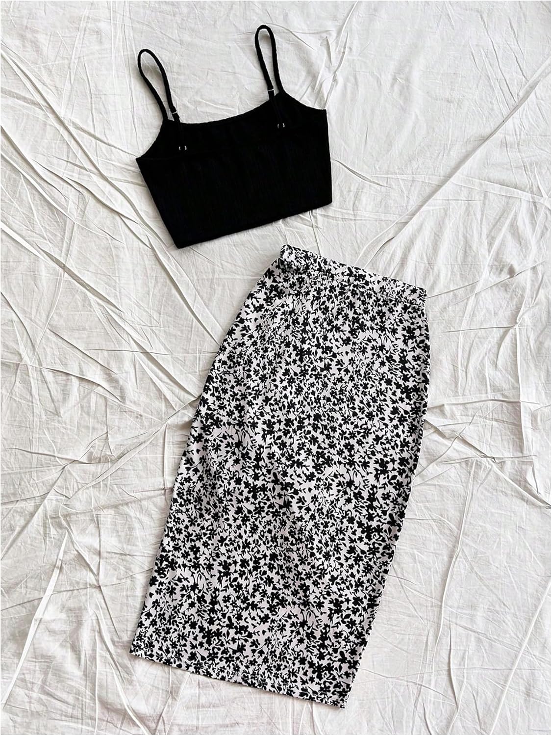 WDIRARA Women's 2 Pieces Outfits Crop Cami Tops and Floral Print Drawstring Split Skirt Set - Image 2