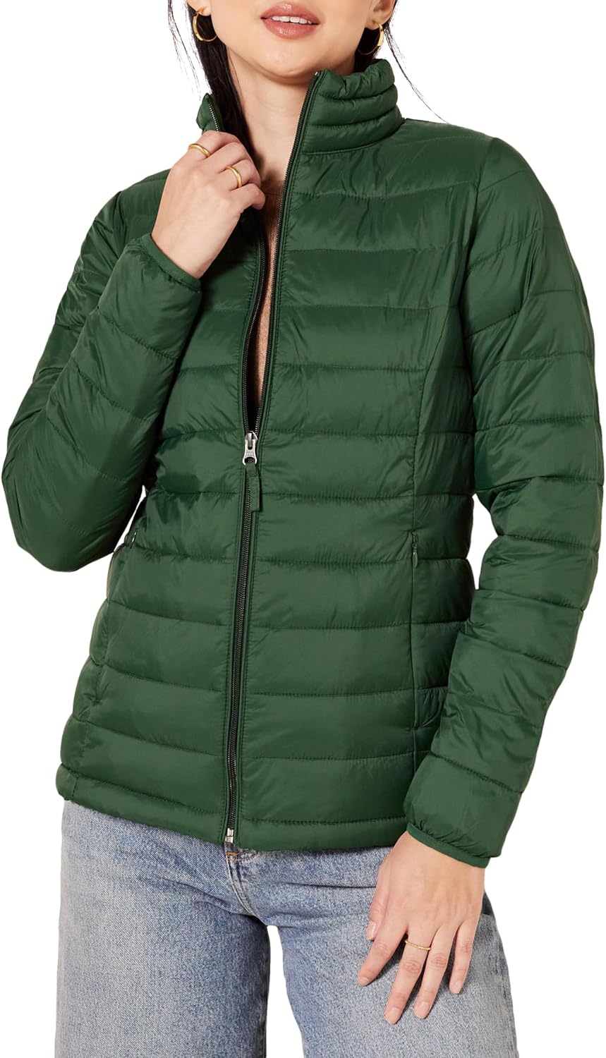 Amazon Essentials Women’s Lightweight Long-Sleeve Water-Resistant Packable Puffer Jacket (Available in Plus Size)