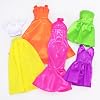 Barbie Kit de Diseñadora de Moda - 5 Atuendos y Set de Vestir DIY para Muñeca | Crea estilos personalizados con brillantina, cintas y moños. Set de manualidades incluye pegatinas para juego creativo 7