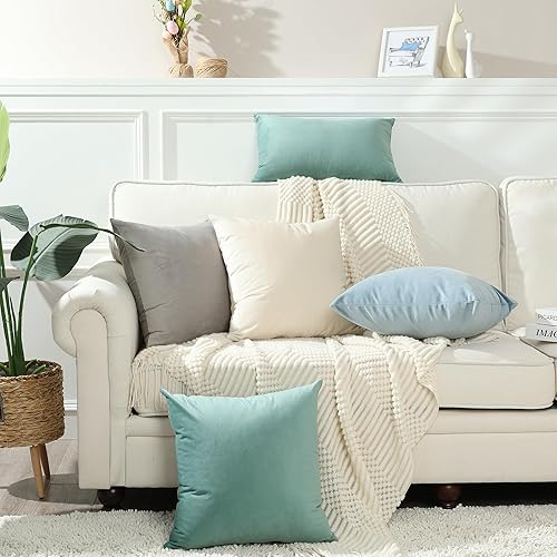 Miniatura 6 de Stellhome Fundas de almohada cuadradas de terciopelo suave para cama, sofá o banco, 18 x 18 pulgadas (17.7 x 17.7 in), color verde salvia, paquete