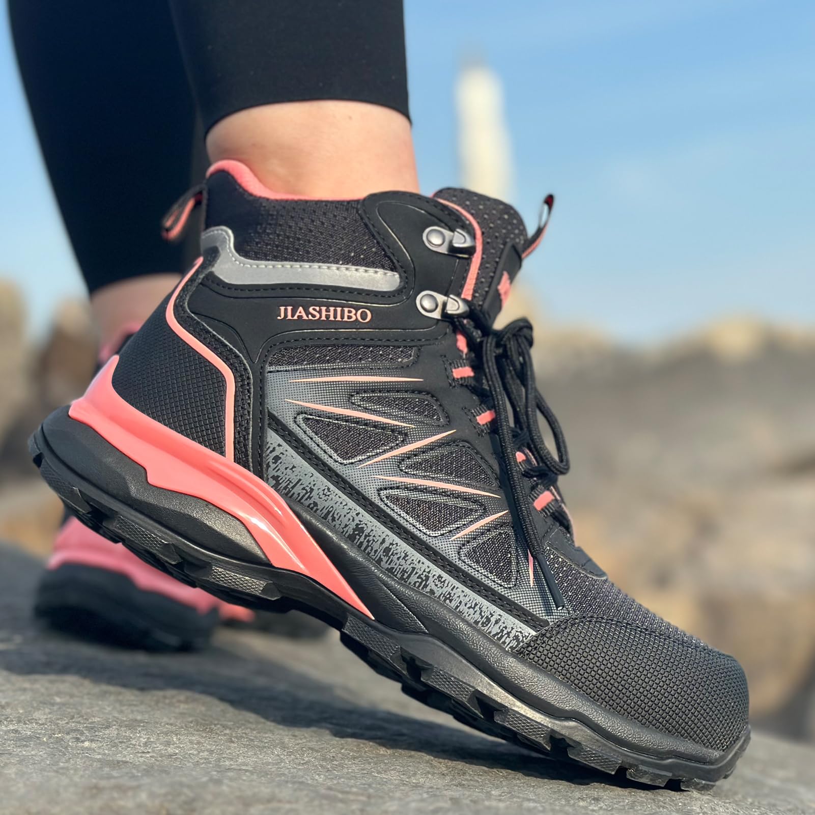 Damen-Sicherheitsschuhe mit Stahlkappe, Durchtrittschutz | EN ISO 20345-konform; wasserdicht, rutschfest, atmungsaktiv, stilvolles Schwarz-Rosa-Design für Industrie und Handwerk