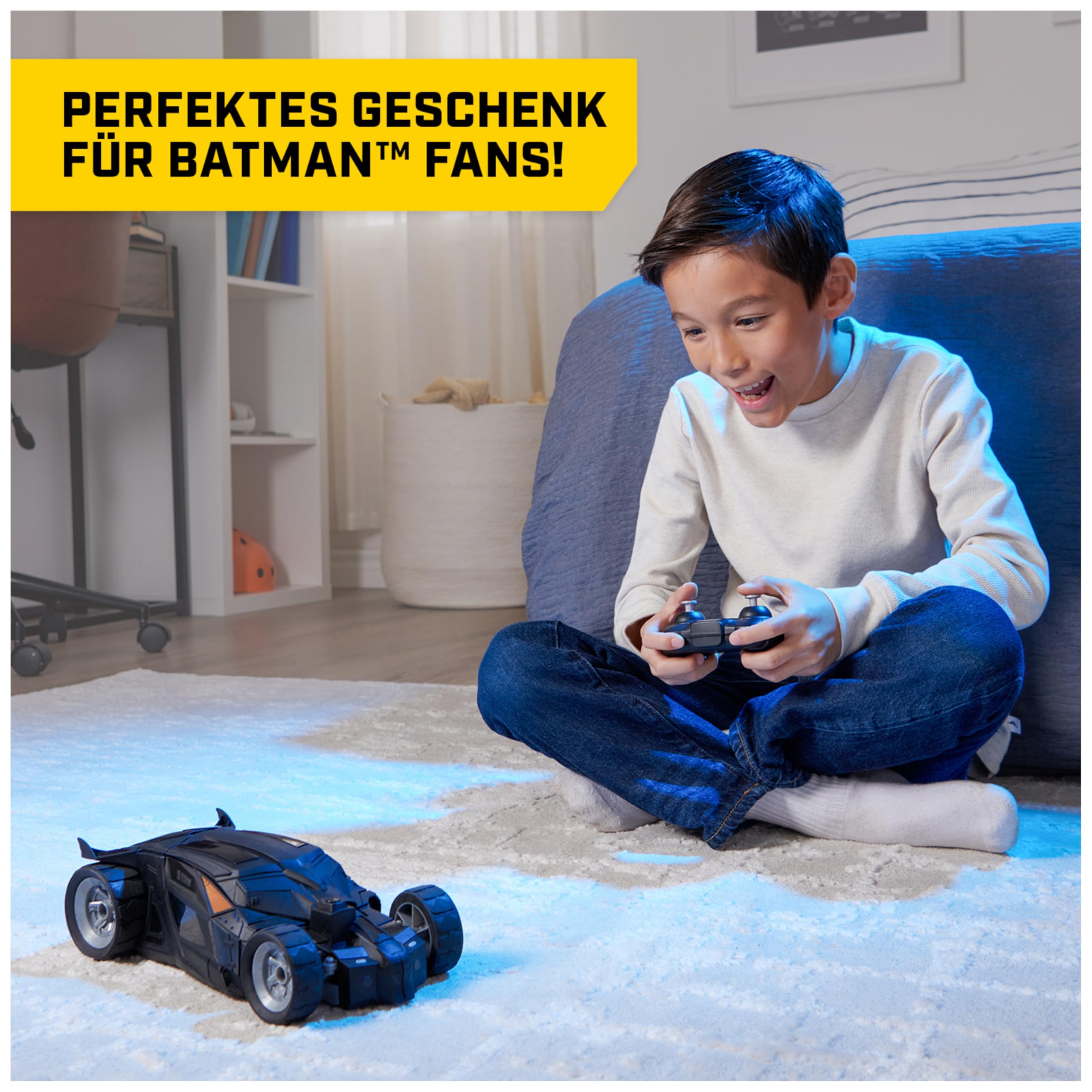 DC Comics - Batman Batmobile mit Fernsteuerung und Batman Figur (10cm) (2,4 GHz), einfach zu Fahren, kompatibel mit den Batman-10cm-Figuren, Maßstab 1:20, ab 4 Jahren
