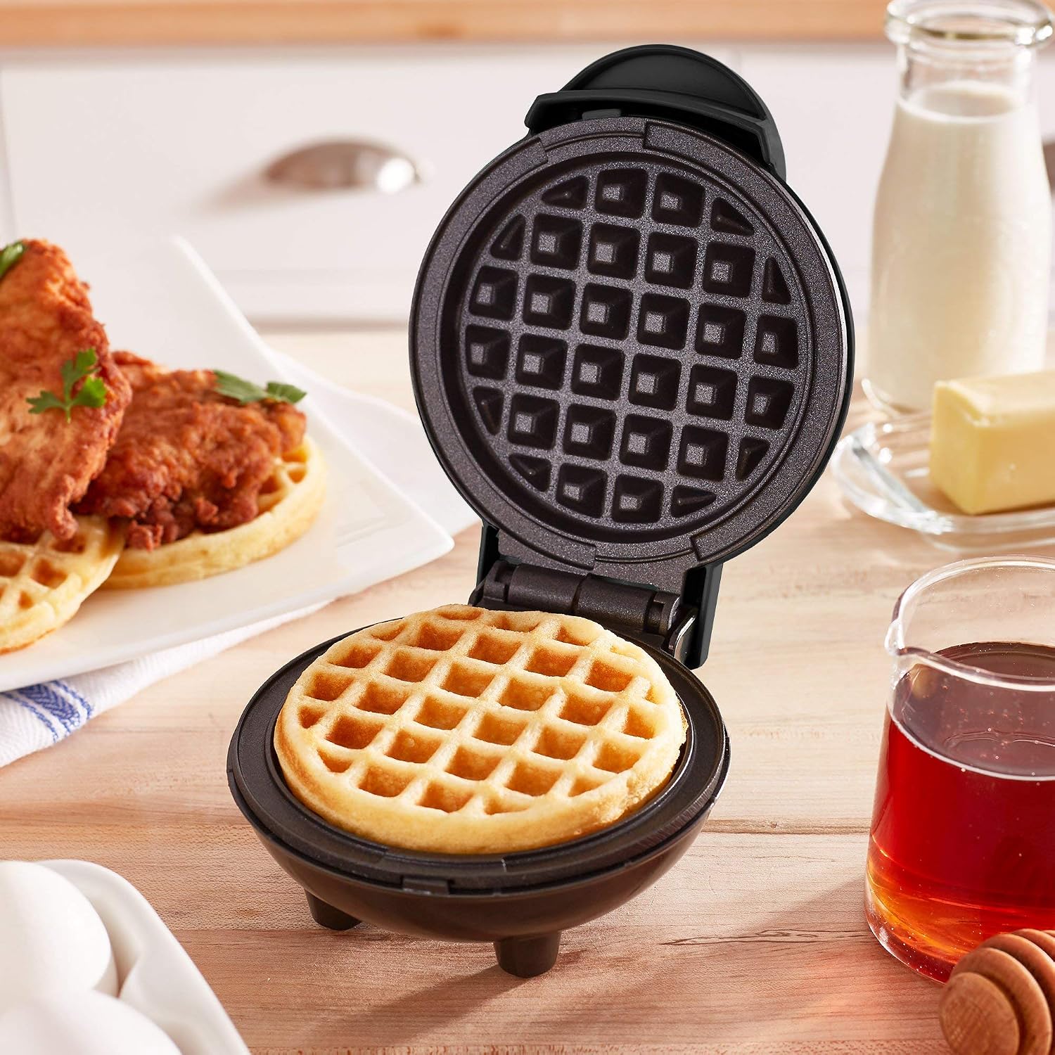 Dash Mini Maker: The Mini Waffle Maker Machine for Individual Waffles, Paninis, Hash browns, & other on the go Breakfast, Lunch, or Snacks - Black (Renewed)