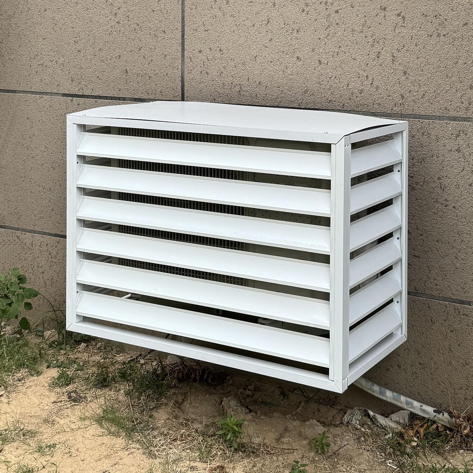 Zewnętrzna pokrywa klimatyzatora – aluminiowa obudowa pompy ciepła, odporna na warunki atmosferyczne, pojemnik na śmieci i stojak na kwiaty, kratka ochronna do klimatyzatorów i pomp ciepła, biała, 110