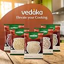 Amazon Brand - Vedaka Unpolished White Urad Whole | 1 Kg | Richest Sources of Protein | No Cholesterol & No Added Additives gallery image