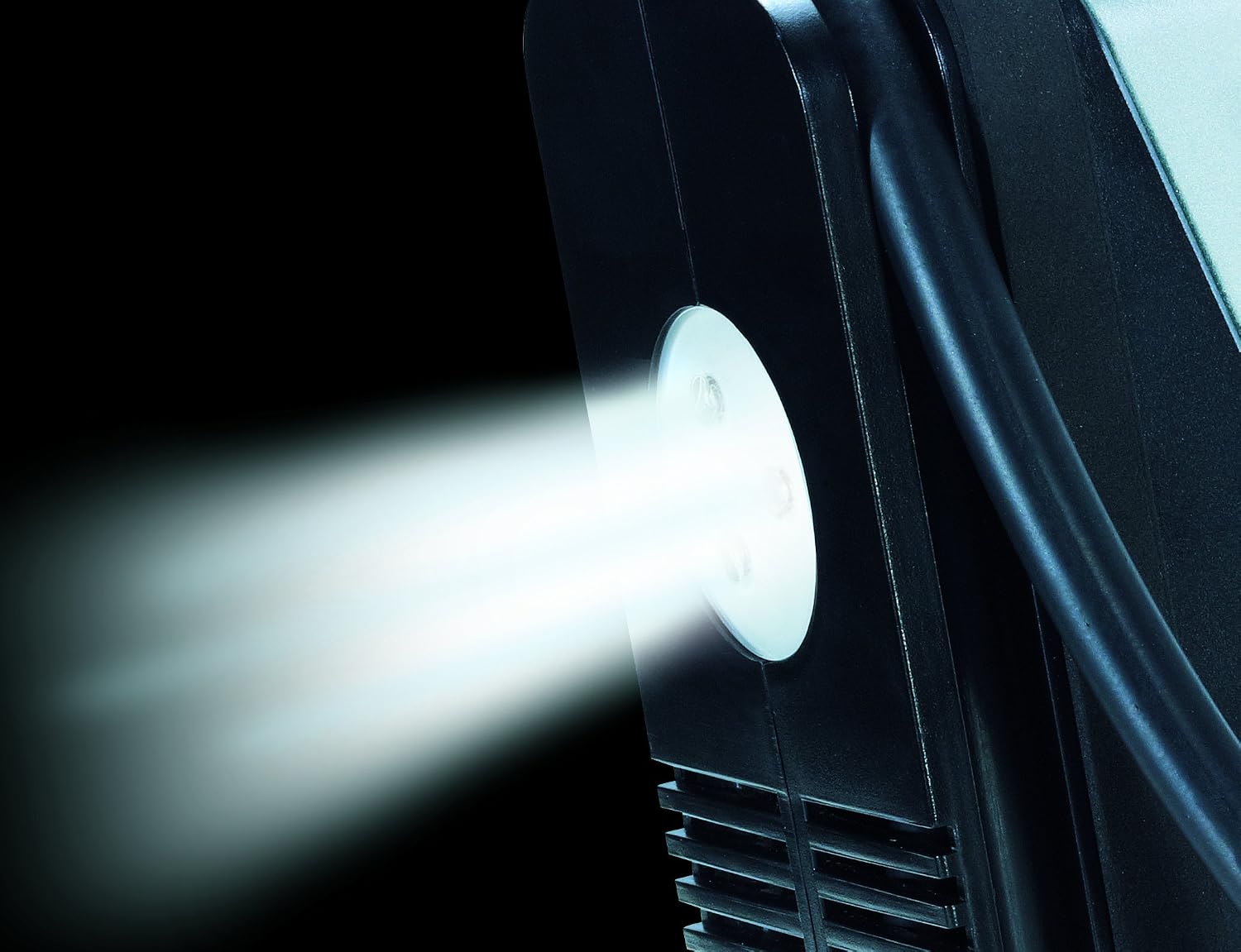 AEG 97136 Compresseur KD 7.0- avec présélection de pression et fonction d'arrêt automatique, éclairage LED, 12 volts, max 7 bars / 100 psi accessoire inclus — vue 6