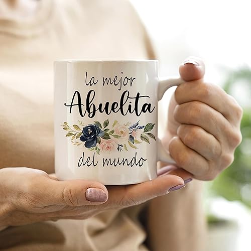 Miniatura 2 de QASHWEY Taza de café floral con texto en inglés "Best Grandma in The World", taza de cerámica impresa de doble cara para cumpleaños de abuelas de