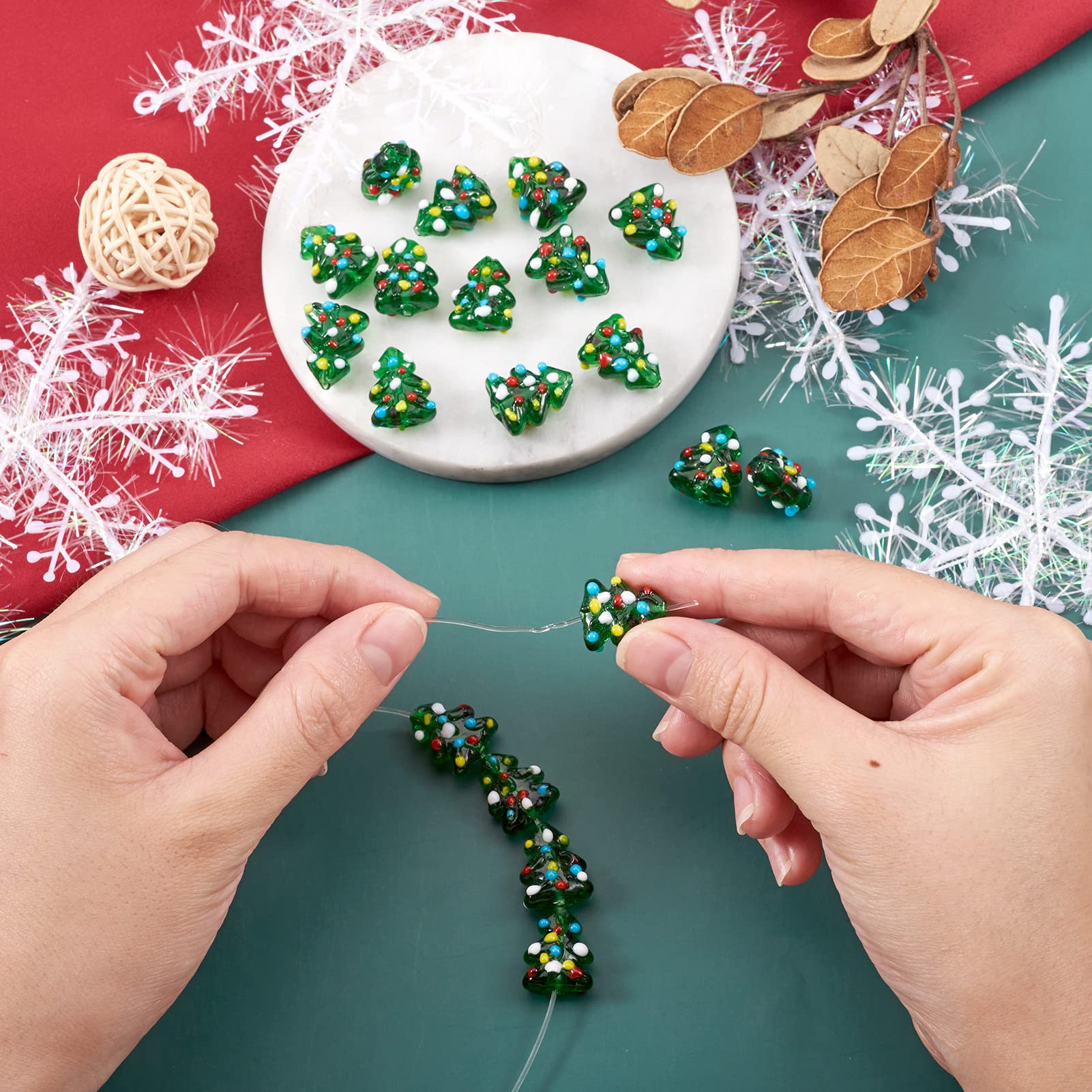 Cheriswelry 20pcs/Strand Green Christmas Tree Glass Beads Christmas Theme Handmade Lampwork Loose Spacer Bumpy Beads Charms 17~18mm For DIY Earring...