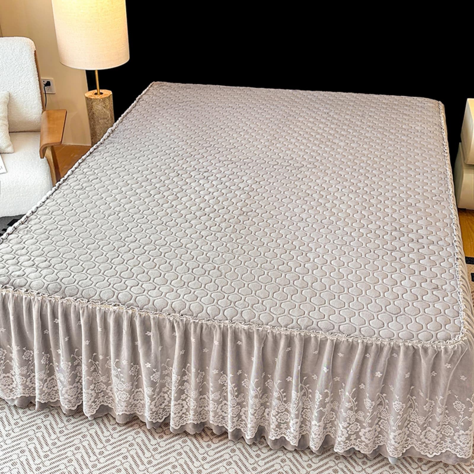 Odot Cache Sommier Flanelle, Jupe de Lit a Volant Cache-Sommiers Matelassée Doux Microfibre Bordure en Dentelle Drap Housse Élastique avec Jupe Drap Housse Lavable (Gris Clair,180x200cm)