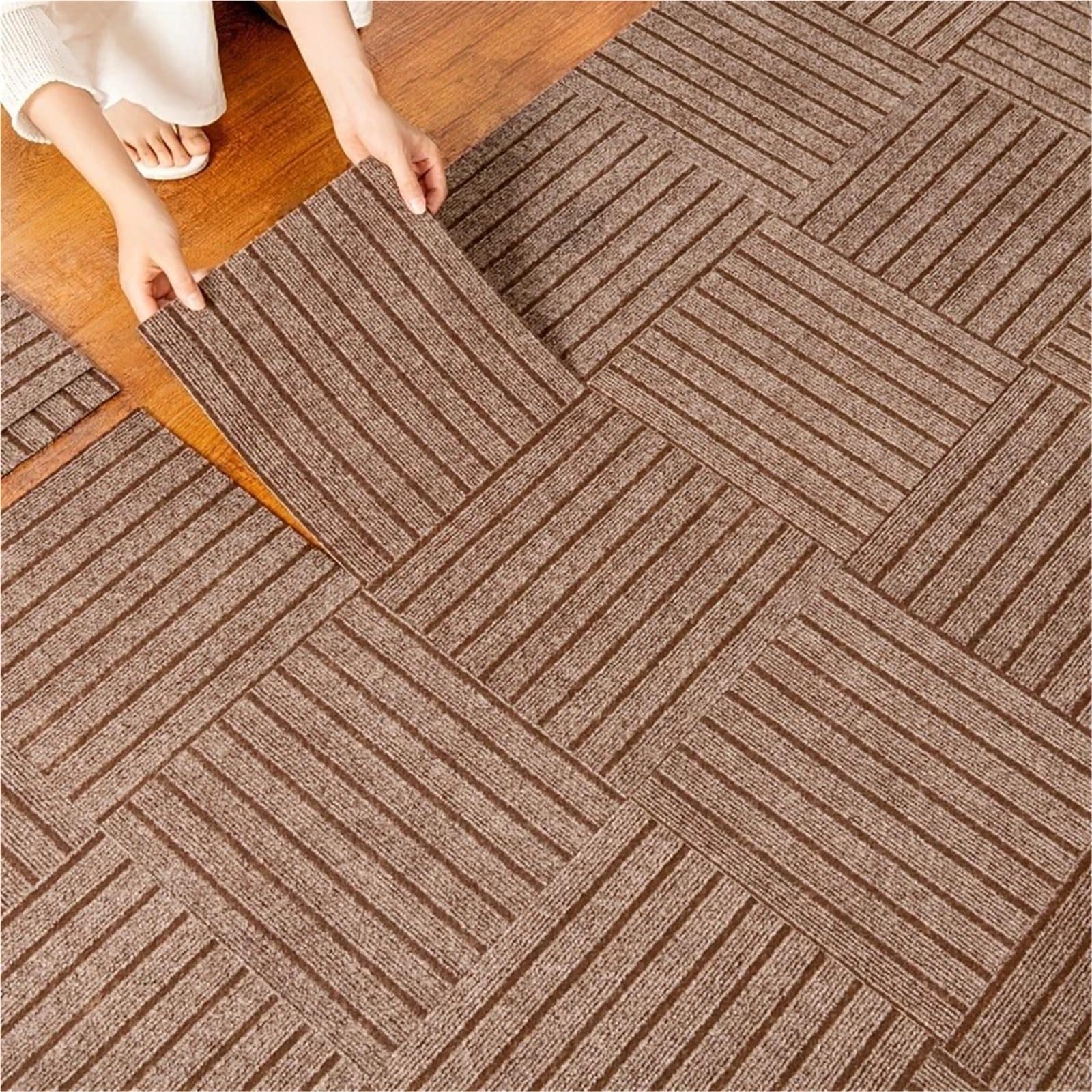 Teppichfliesen Selbstliegend Schlafzimmer- und Wohnzimmerteppich, pflegeleicht, 30 x 30 cm, selbstklebend, mit wasserabsorbierender Oberfläche und Verbindungsstücken(Red-10pcs)