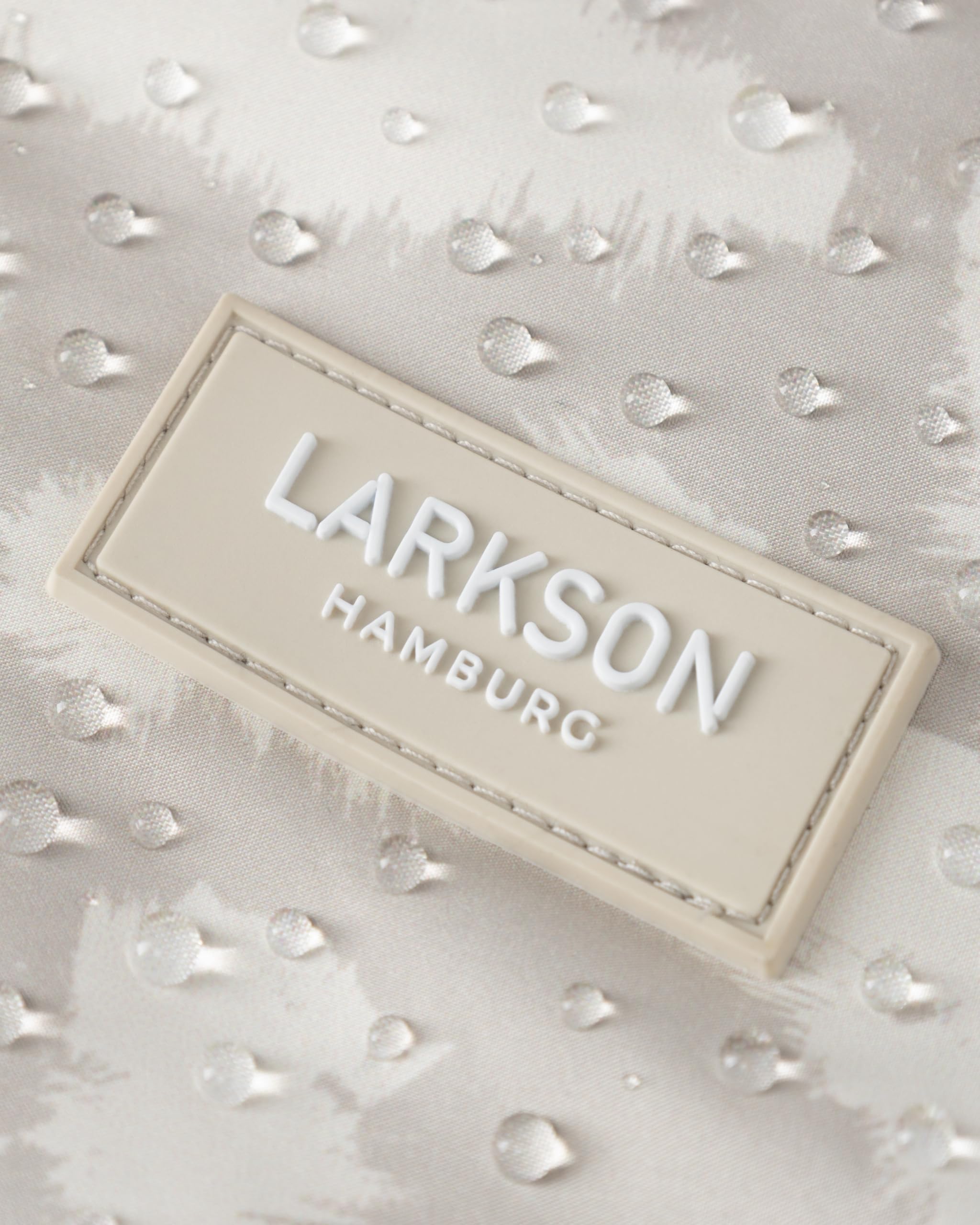 Larkson Hundemantel Beige Leo - Jonte - Regenmantel für Kleine & Mittelgroße Hunde - 10000 mm Wassersäule - Verstellbar - Reflektierende Elemente
