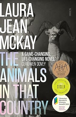 The Animals In That Country : McKay, Laura Jean: Amazon.com.au: Books