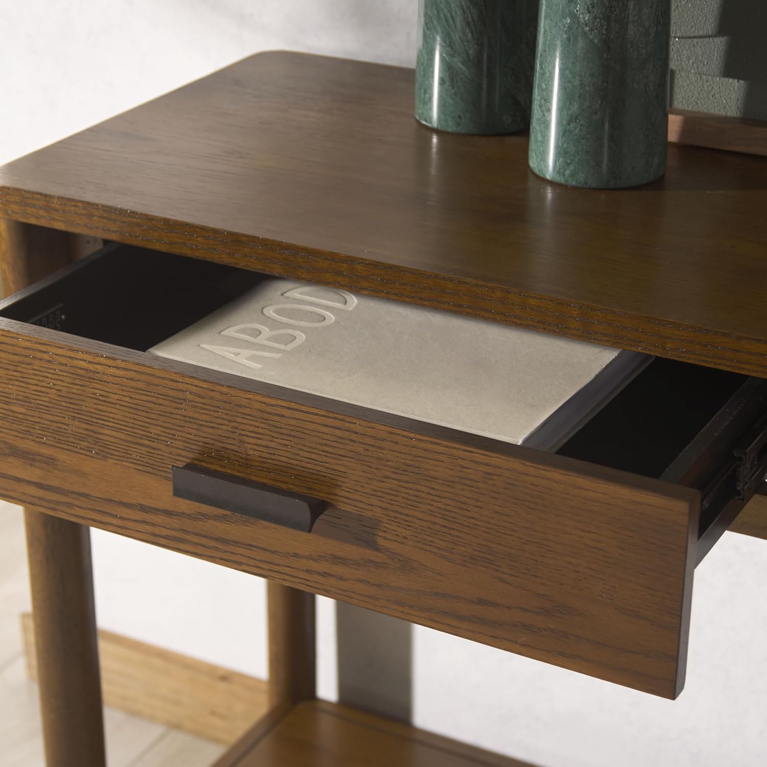 SAFAVIEH Couture Collection Jaylessa Medium Oak 2-Drawer Console Table