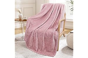 Exclusivo Mezcla: A Luxurious Pink Throw Blanket for Comfort and Style