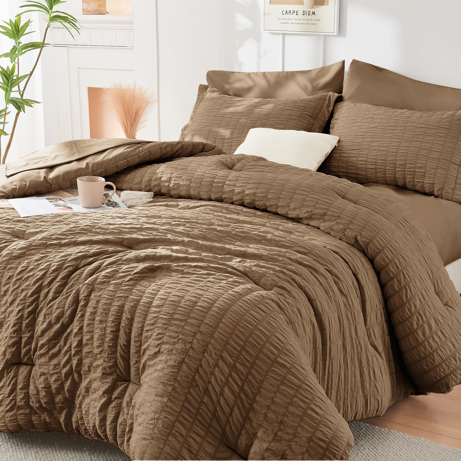 HYMOKEGE Brown Queen Comforter Set Seersucker 7 Pieces, All Season Luxury Bed in a Bag Queen for Bedroom, Bedding Set with Comforter, Sheets, Pillowcases & Shams