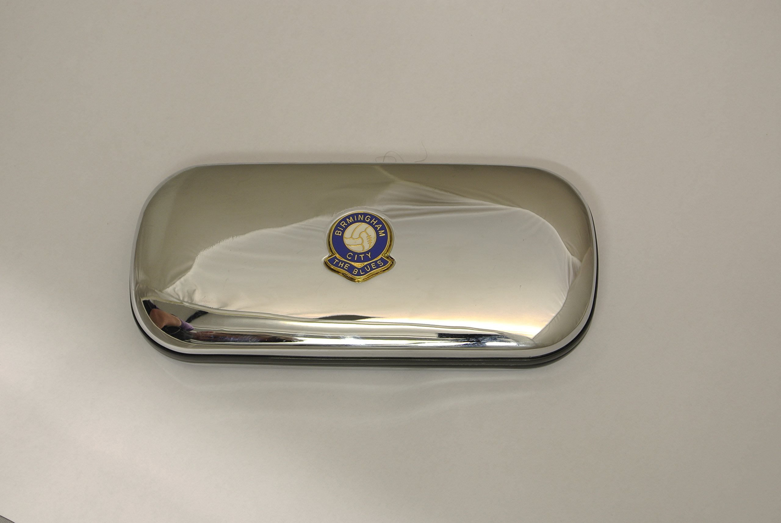 Polished chrome football club glasses case – Birmingham City