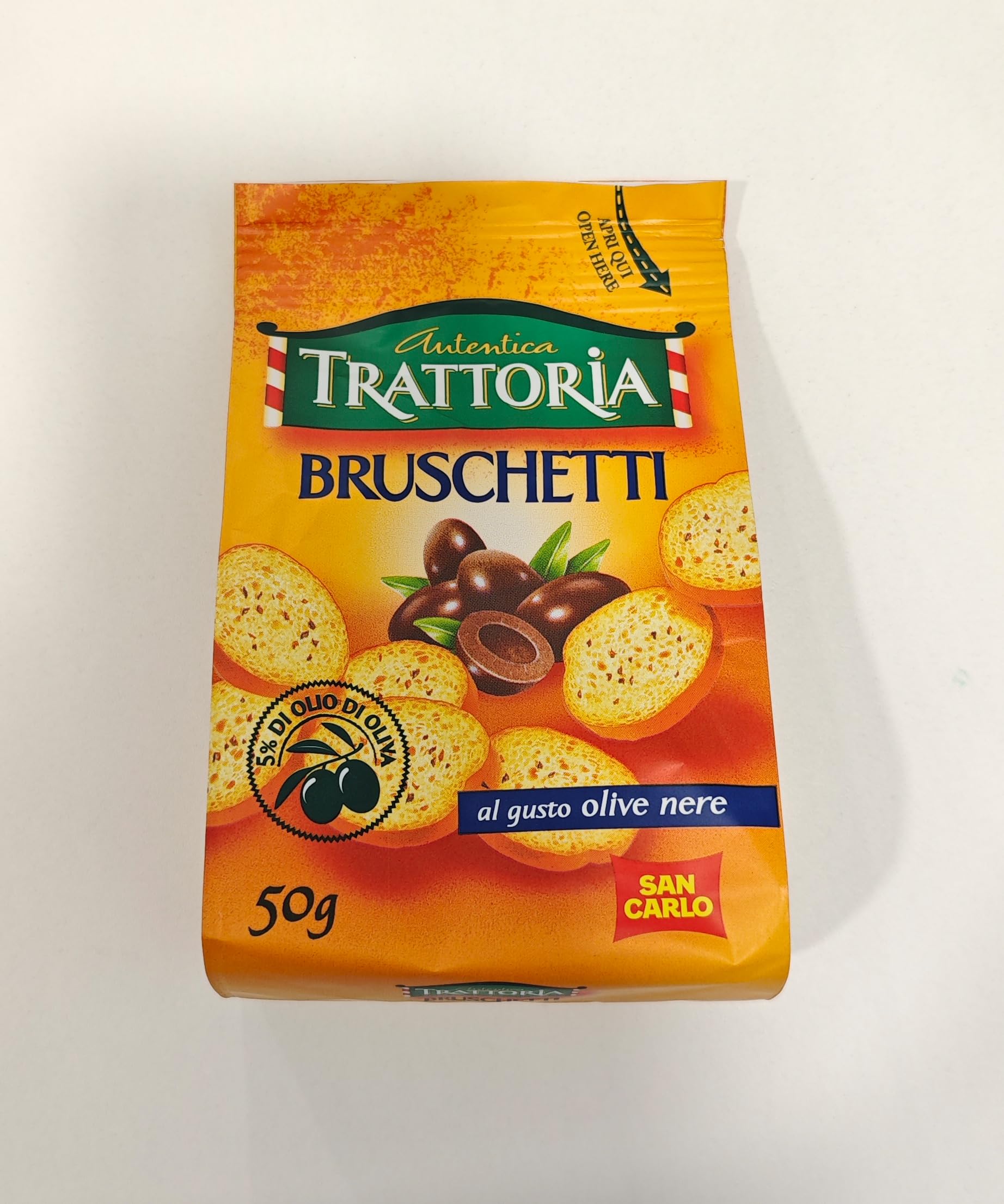 Autentica Trattoria Bruschetti Crostini al gusto di Olive Nere San Carlo, Scatola con 10 confezioni da 50g