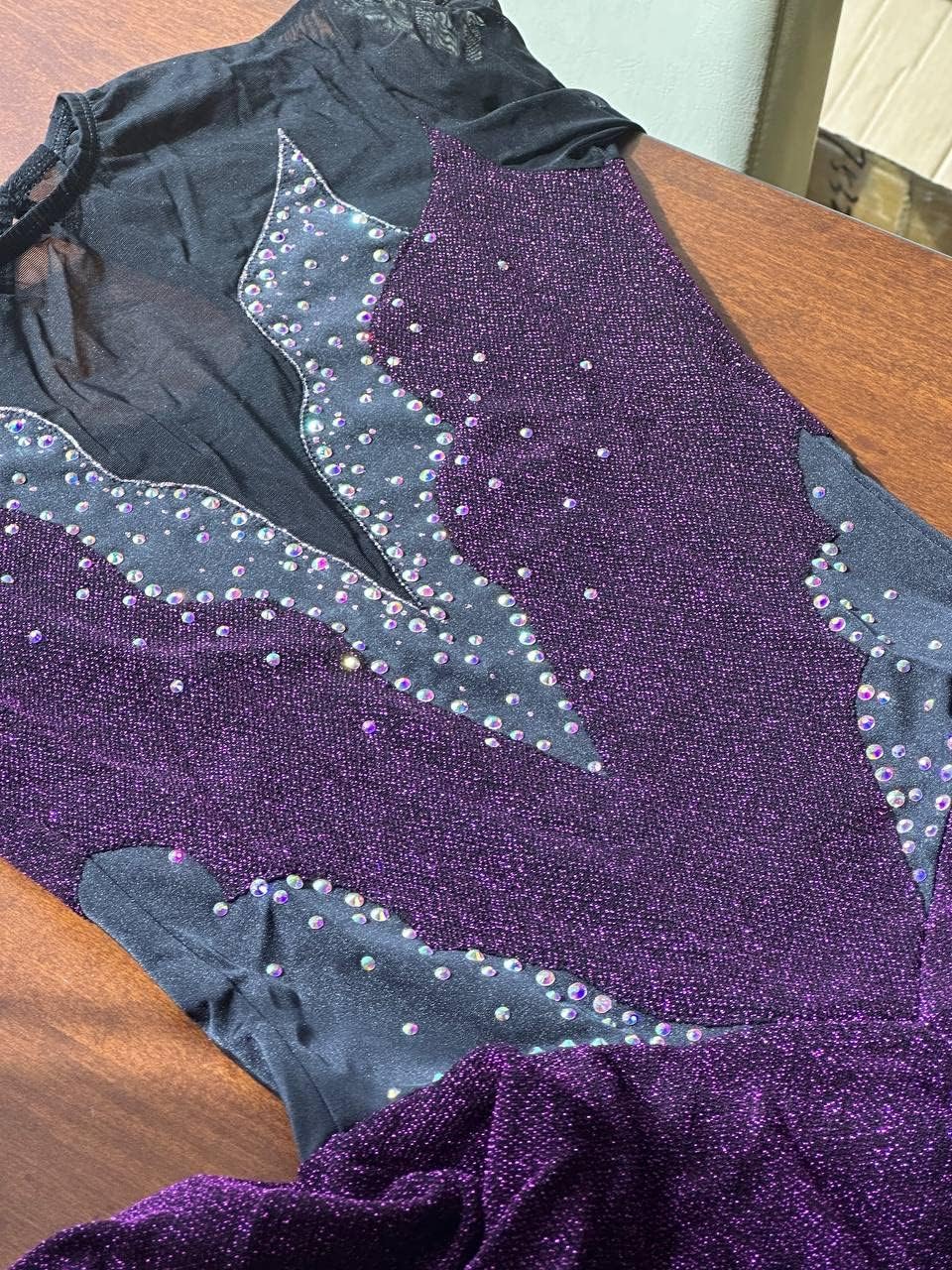 Figure Skating Dress/Bundle with Skate Guards/Italian Fabric, Made in Europe Style: A14 / Lurex Bordo/Size: Medium