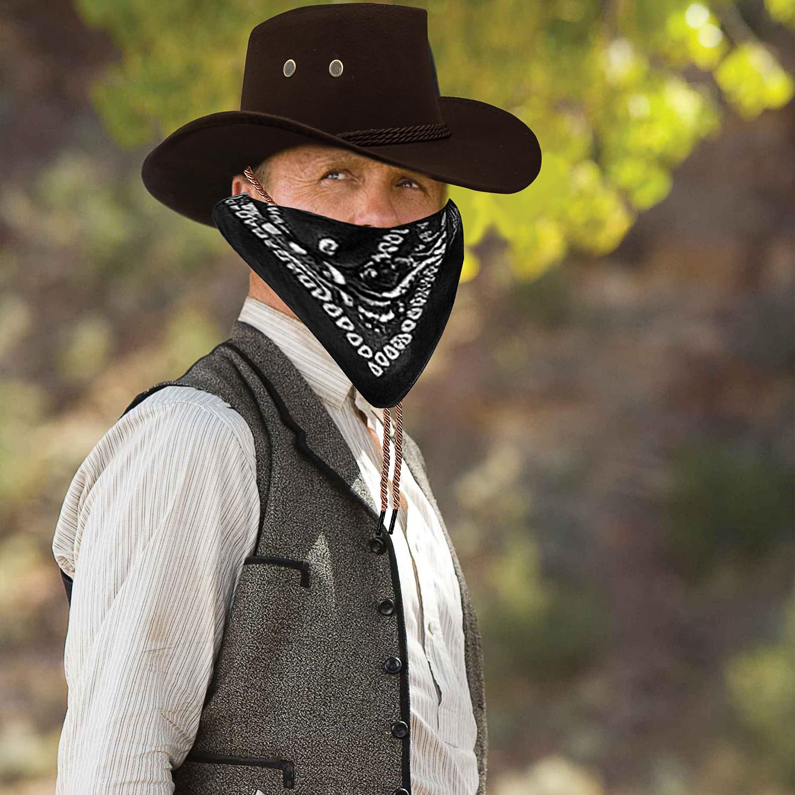 LYCN 24 Stück Cowboyhüte Set – Westernhut mit breiter Krempe aus Wildlederimitat, braune Cowboyhüte mit 12 Bandanas und Verstellbarer Kordel für Männer und Frauen, Kostümparty Zubehör