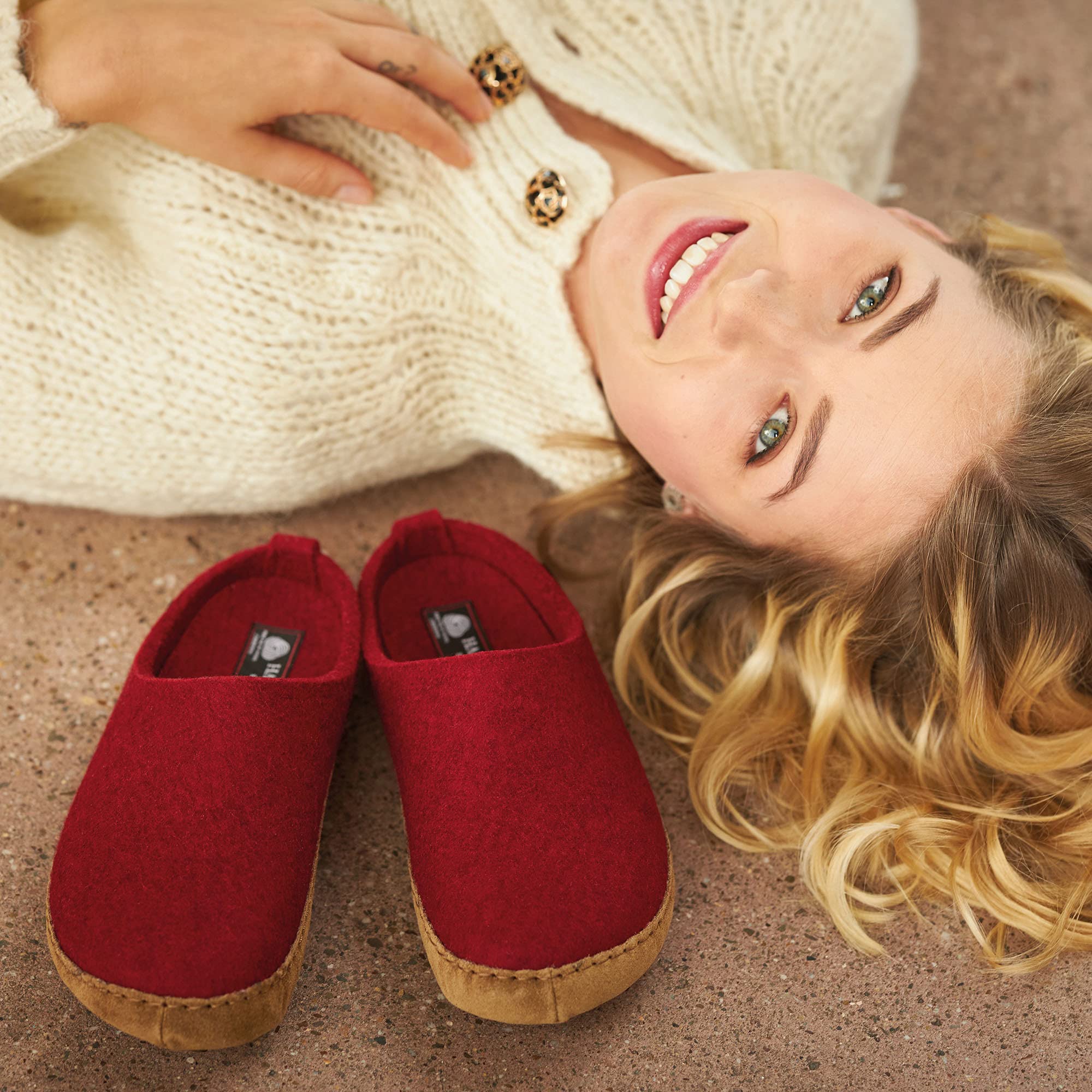 HAFLINGER Unisex Emils Choice pantofle domowe