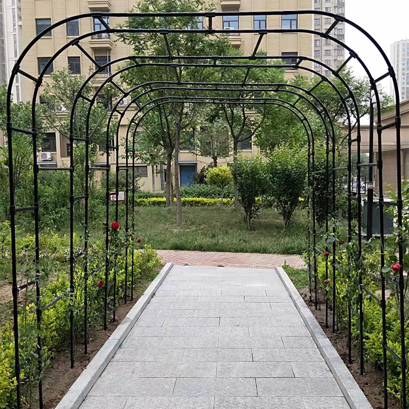 Metalowy łuk dekoracyjny, pergola ogrodowa, łuk dla roślin pnących, idealny na trawnik, patio, dziedziniec, dekoracje ślubne, 7,5 stopy (szer. 1,5 m, czarny)