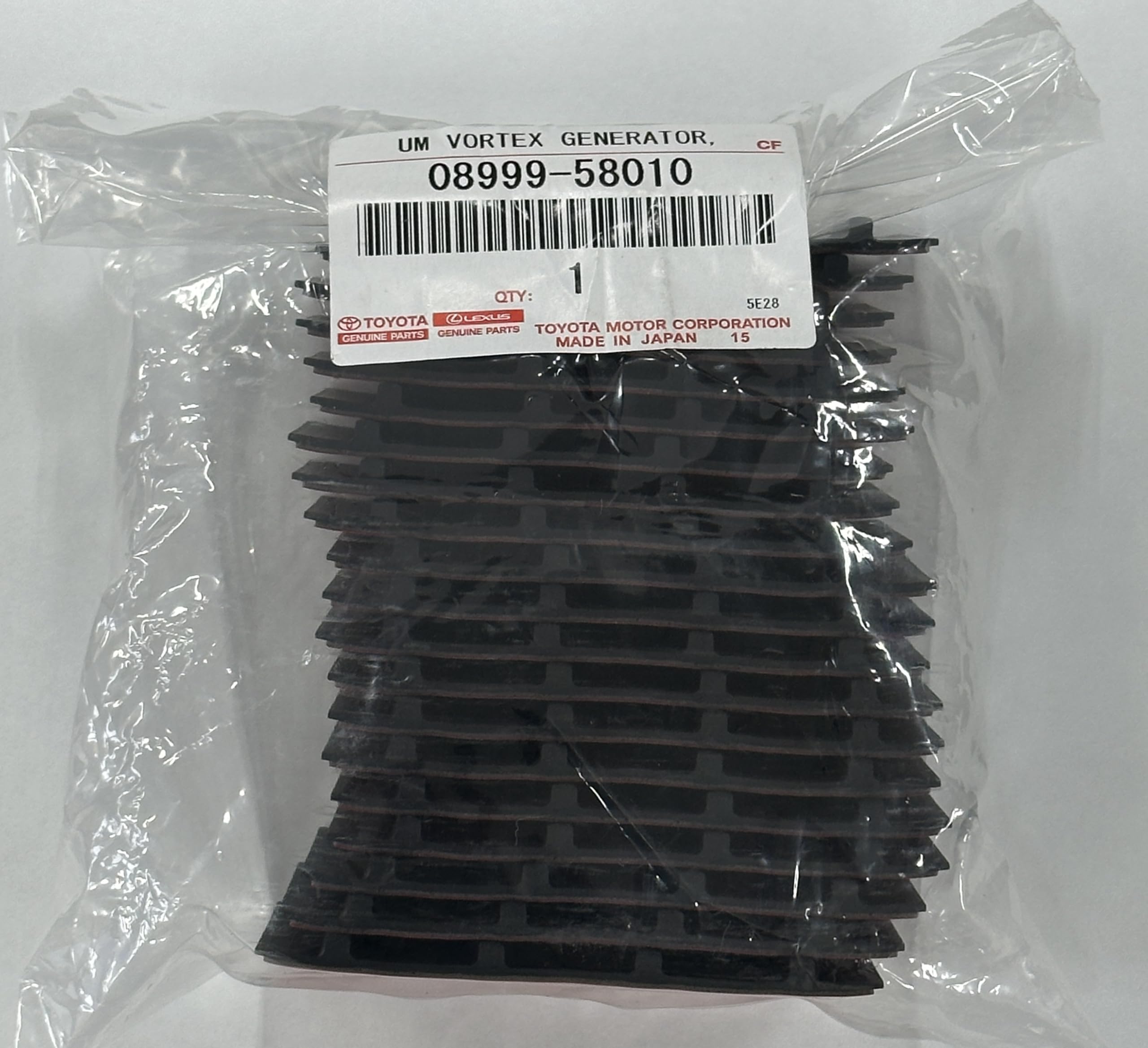 Amazon | TOYOTA(トヨタ)純正部品 士別フィン 40系アルファード/ヴェル