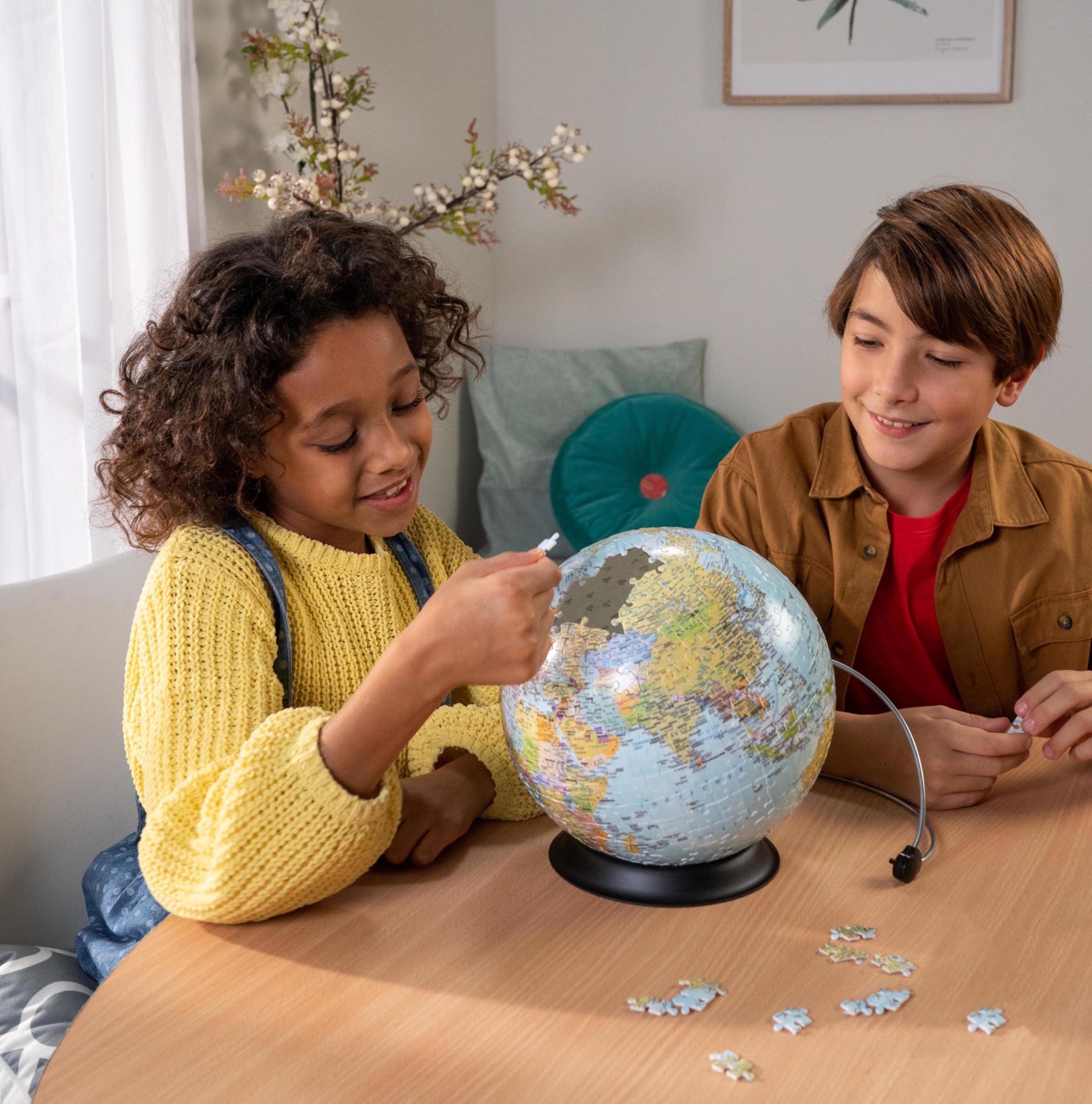 Ravensburger - Puzzle 3D Ball éducatif - Globe terrestre - A partir de 10 Ans - 540 pièces numérotées à Assembler sans Colle - Support Rotatif Inclus - 12436