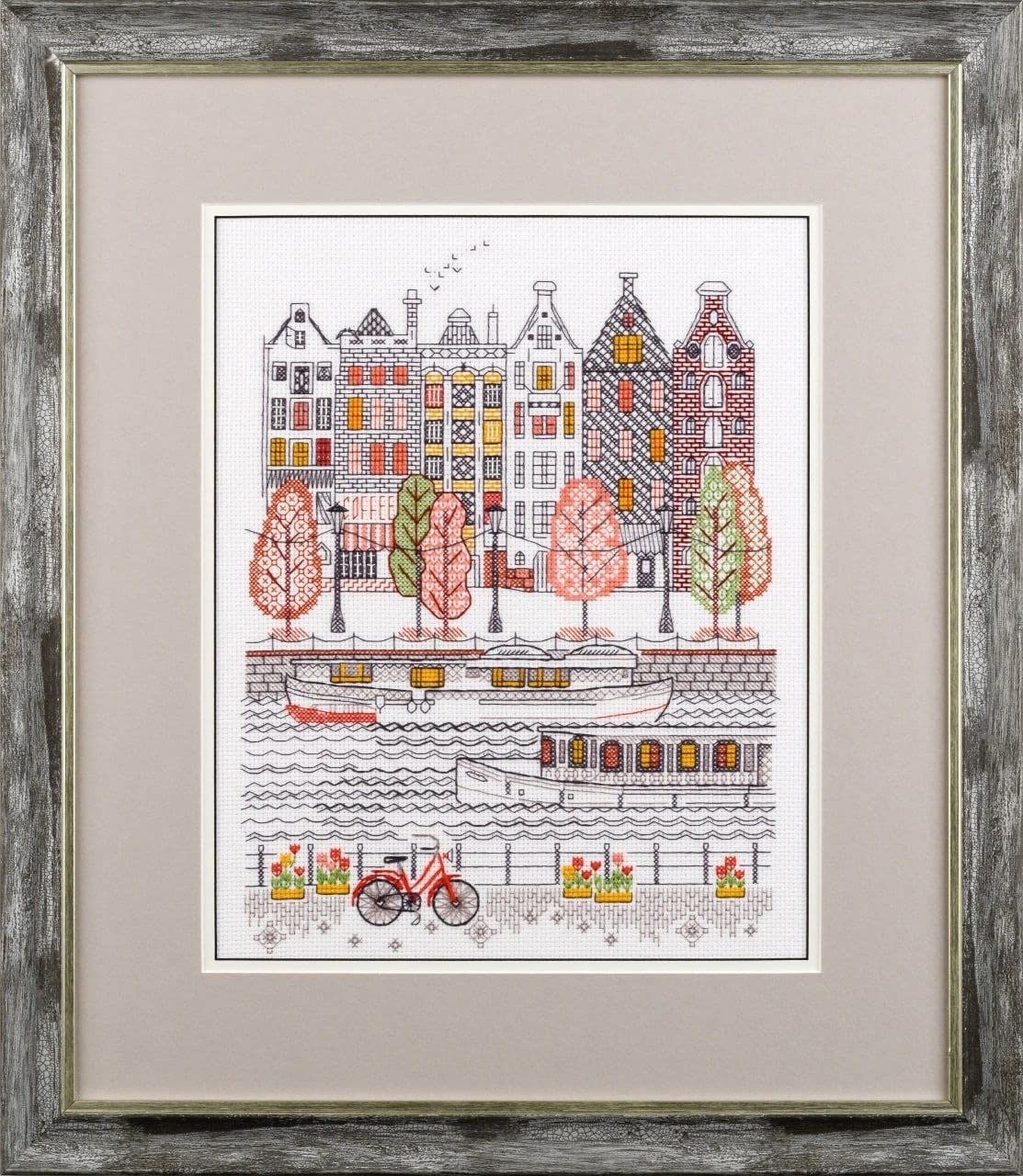 RIOLIS - Città sull’Acqua 2051, Kit Punto Blackwork 24x30cm, Punto kit da ricamare, Disegni da ricamare, Blackwork Embroidery Set
