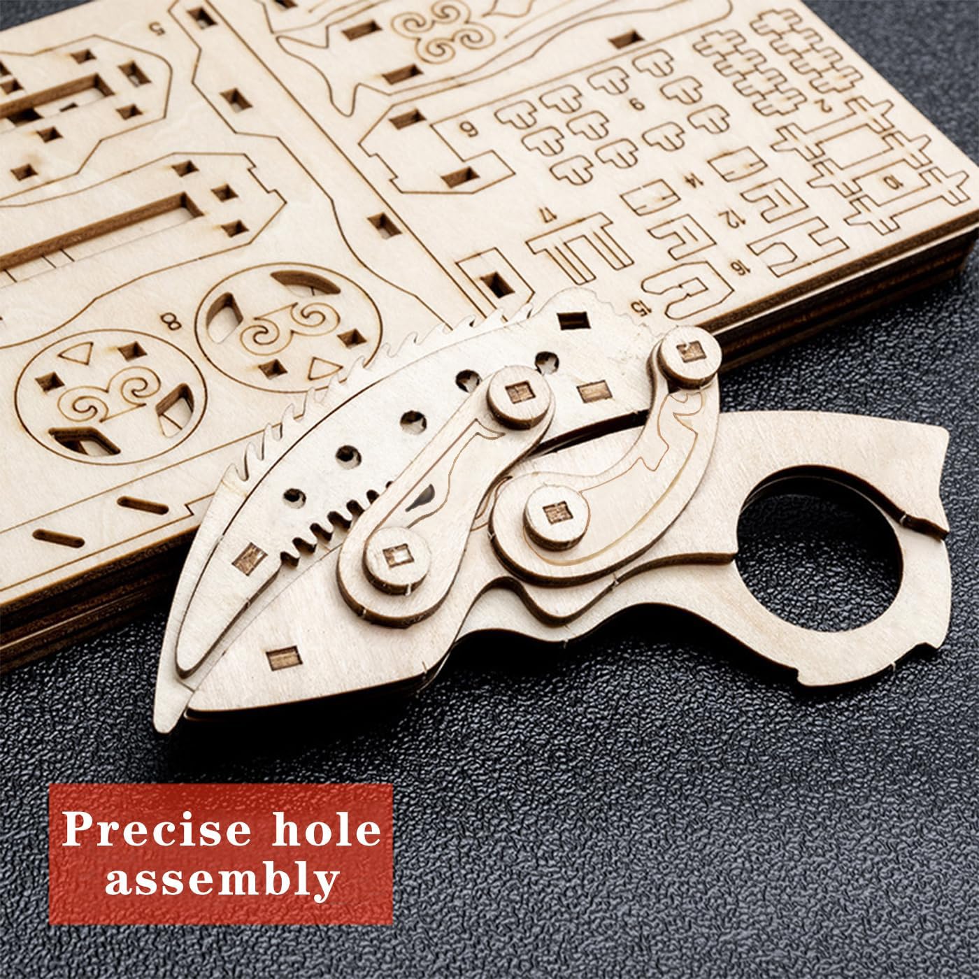 Coltello Karambit In Legno Puzzle CSGO Knife A Farfalla Da Allenamento Finto Butterfly Balisong Trainer Caccia Tascabile Gravity Regali Originali Per Adulti Uomini Donne Bambini