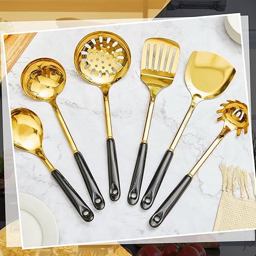 Miniatura 3 de Juego de utensilios de cocina negros y dorados, 7 piezas de acero inoxidable de regalo con estante para colgar, cuchara ranurada, espátula ranurada,