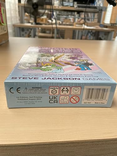 Miniatura 7 de Munchkin Babies - Juego de cartas para la familia, para adultos, niños y familia, juego de cartas de fantasía y aventura, juego de rol, edades 10+,