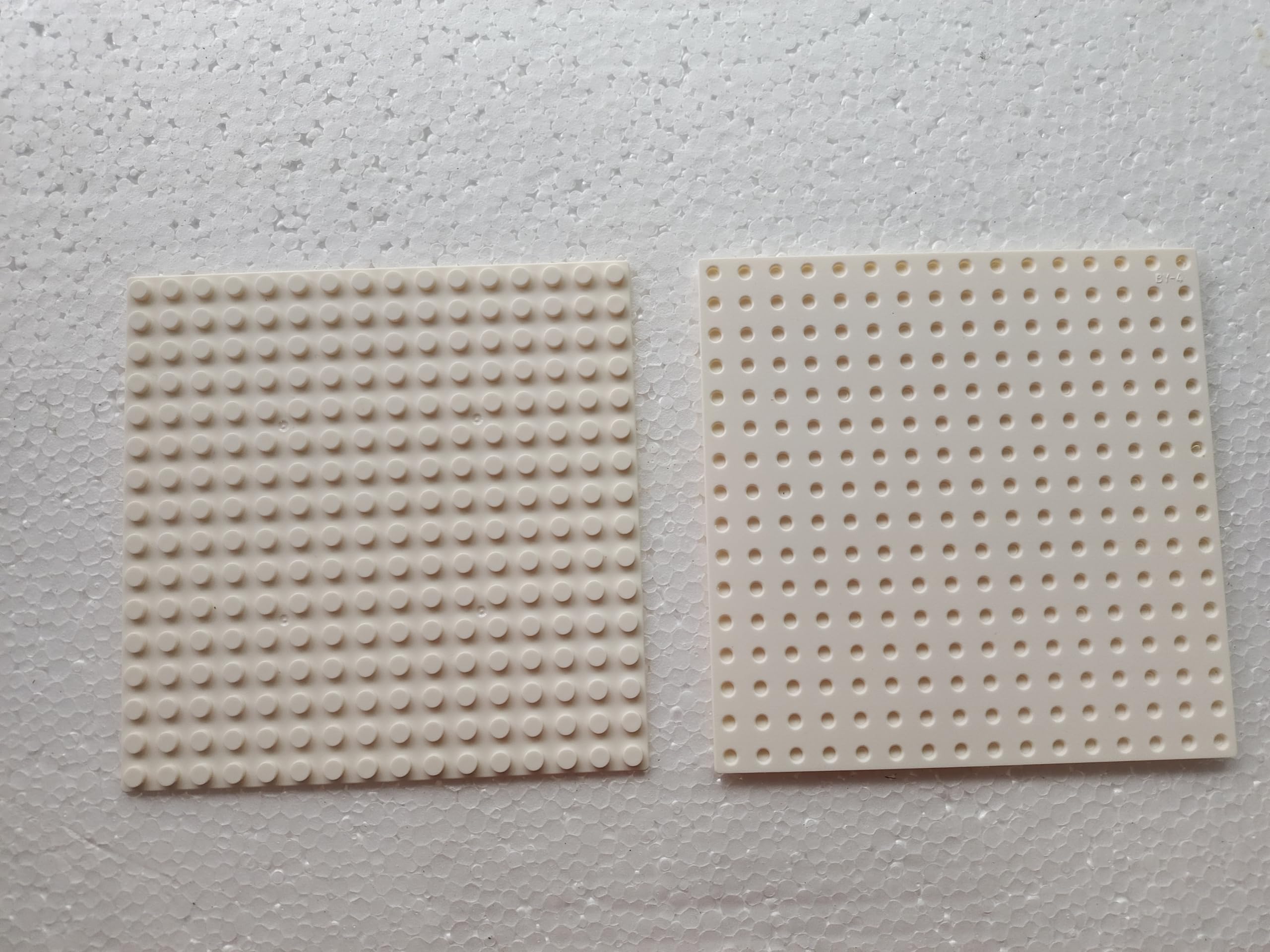 Gobricks GDS-547 Wedge Plate 3 x 2 Right 50PCS Compatible with Lego 43722 DIY Parts and MOC Components for Major Brick Brands Color?Light Bluish Gray 194