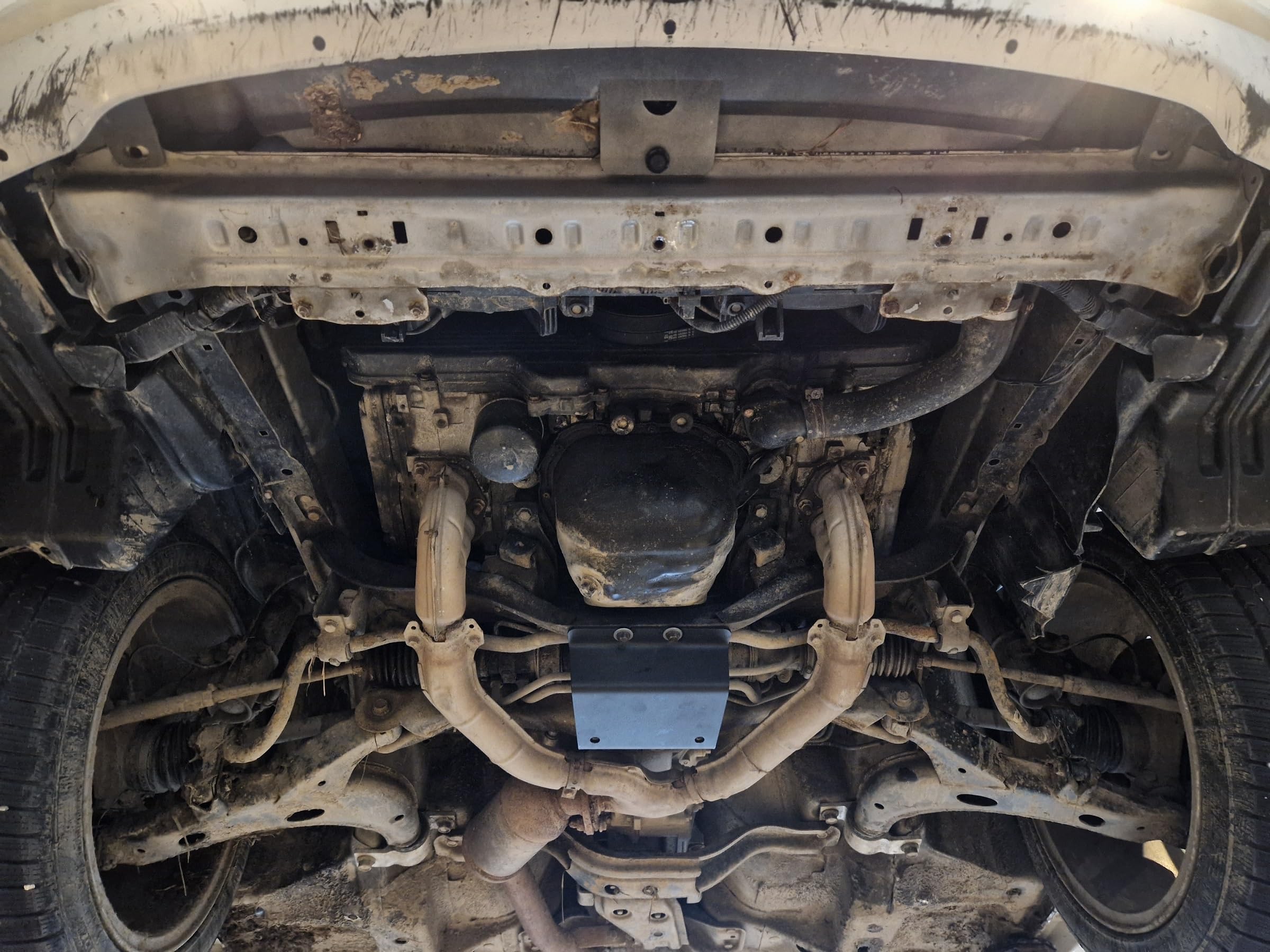 Protección metálica bajo motor compatible con Subaru Forester 1 - (1997-2002)