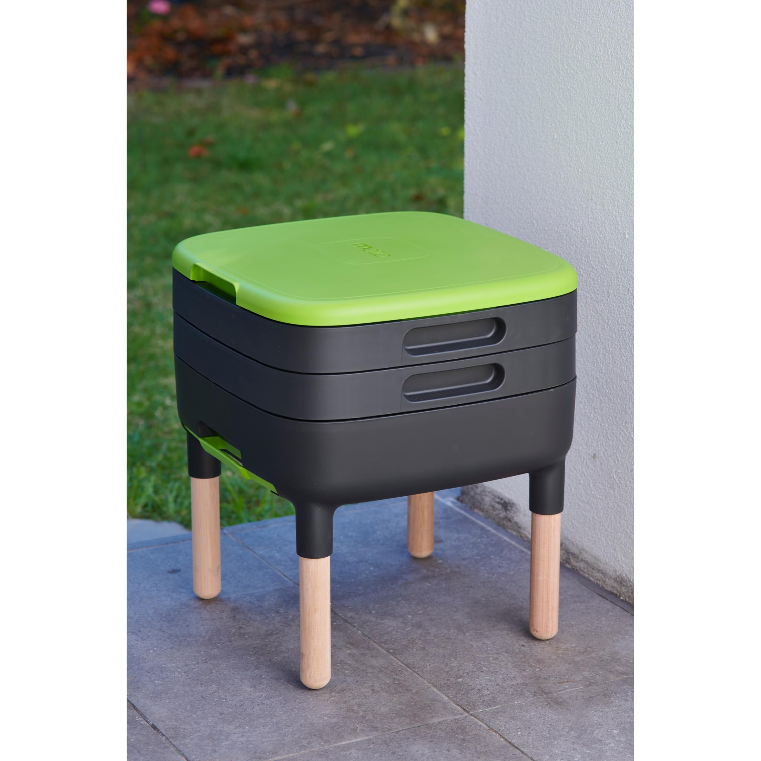 Maze RSI-MC-Worm-WL Worm Farm with Wood Legs