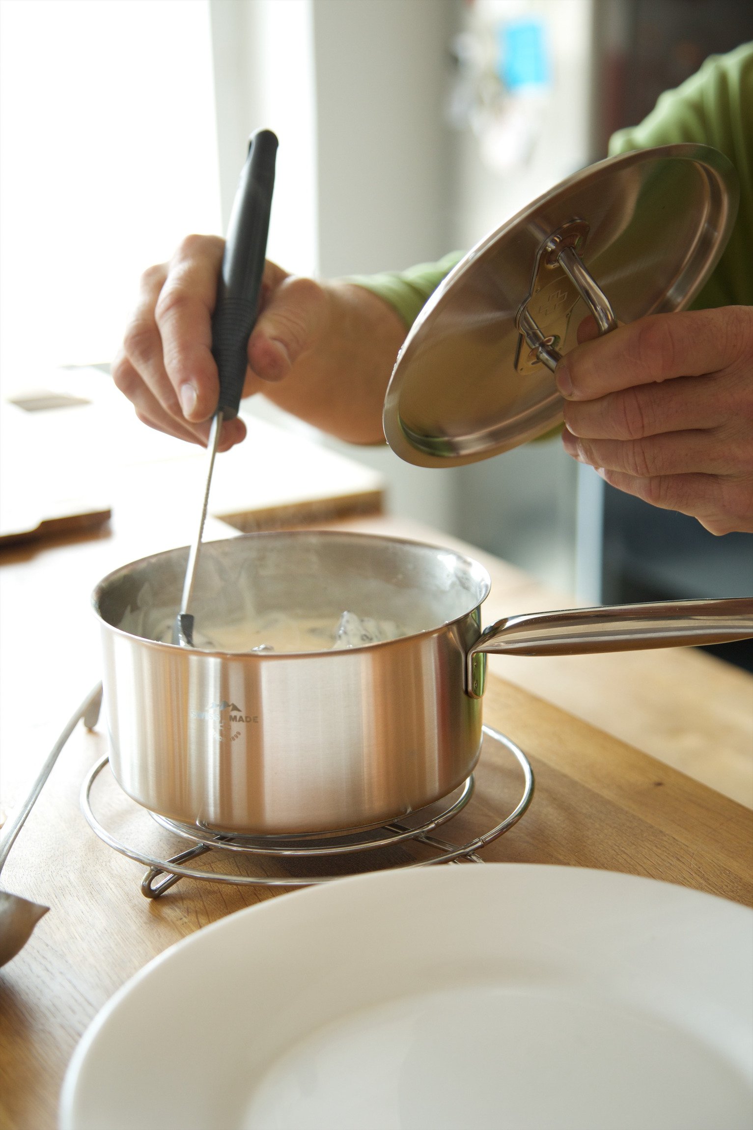 Amazon｜KUHN RIKON (クーンリコン) 片手鍋 シルバー 16cm モントルー