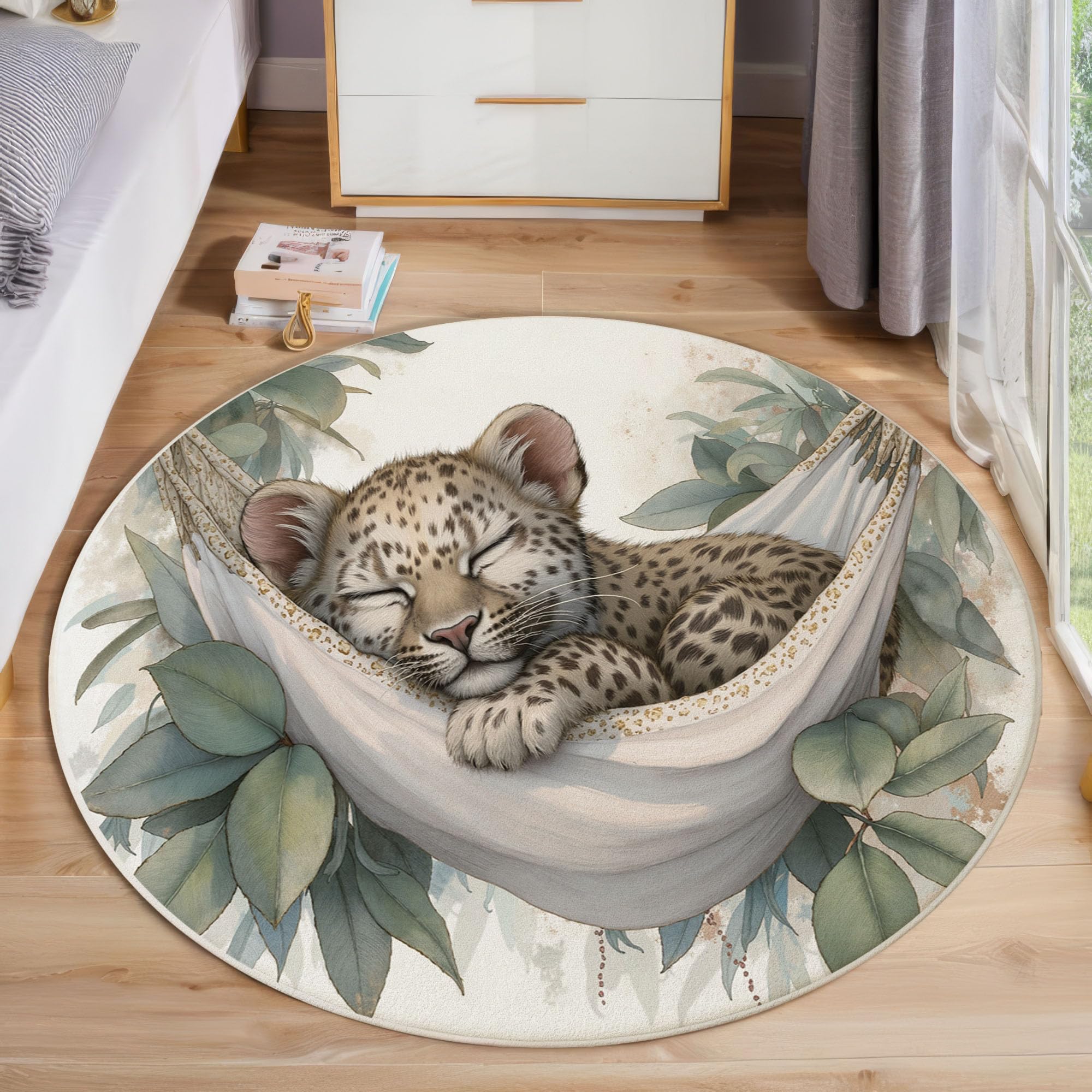 Tapis rond de chambre antidérapant beige guépard : fini les glissades sur le sol