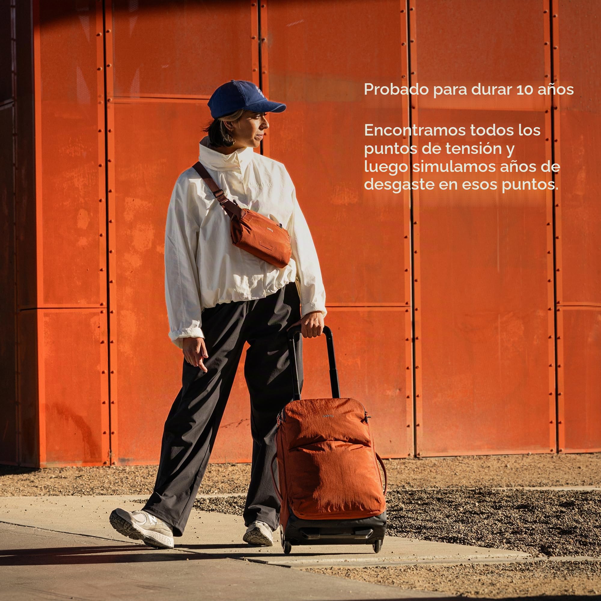 Bellroy Lite Carry-On 38L, Maleta Ligera - Ash | Maleta ligera 38L con cubos de almacenamiento integrados y carcasa compresible